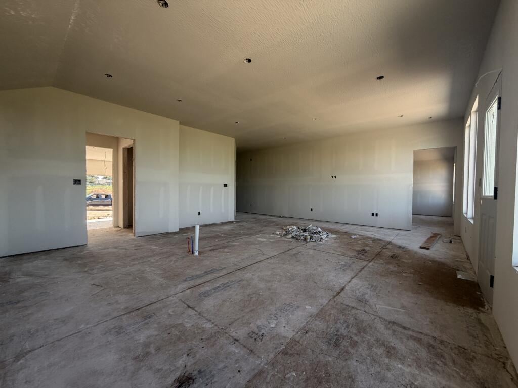 439 Pebblestone Street Property Photo 11