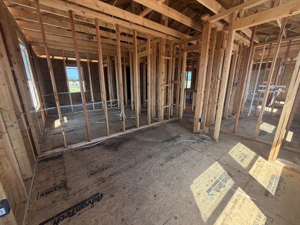 427 Pebblestone Street Property Photo 5
