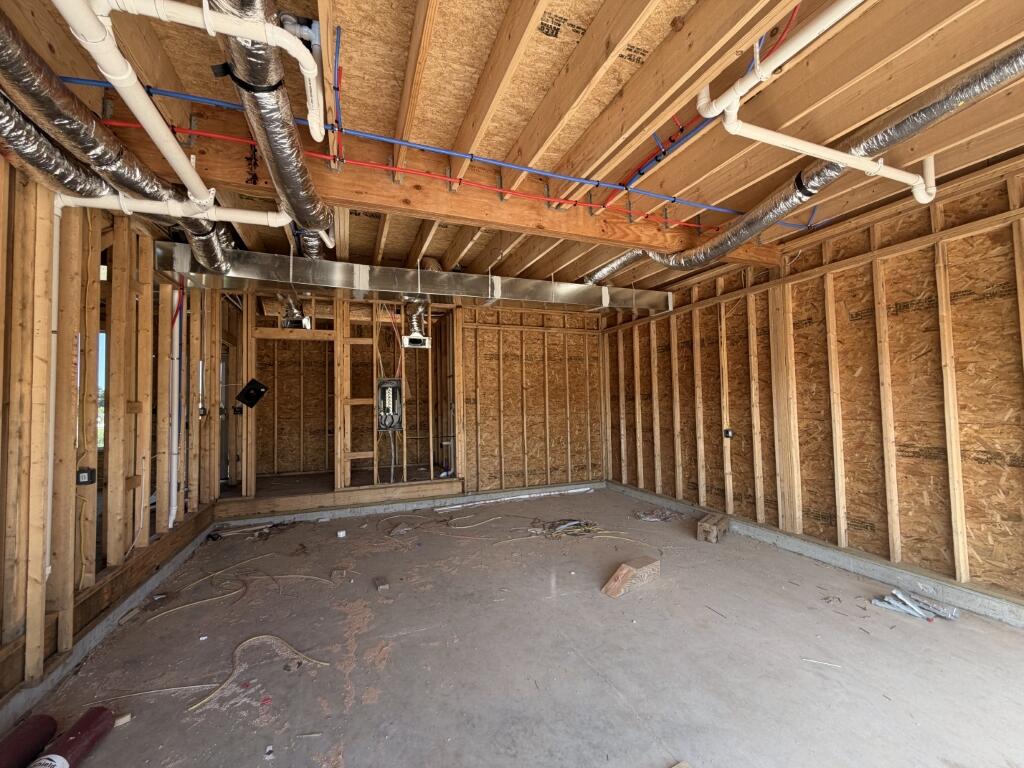 427 Pebblestone Street Property Photo 12