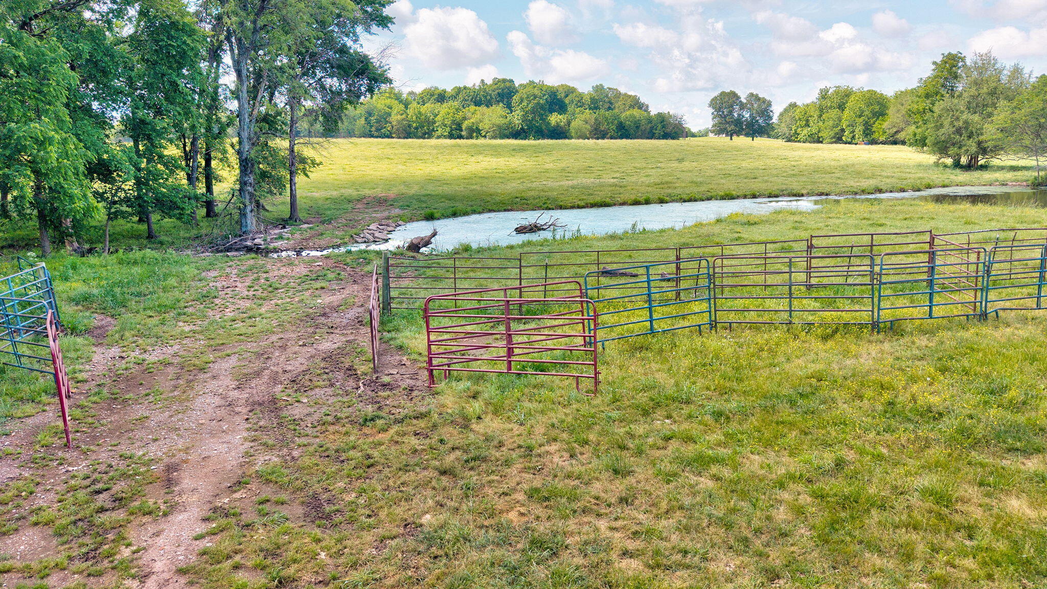 1178 Terrill Road Property Photo 13