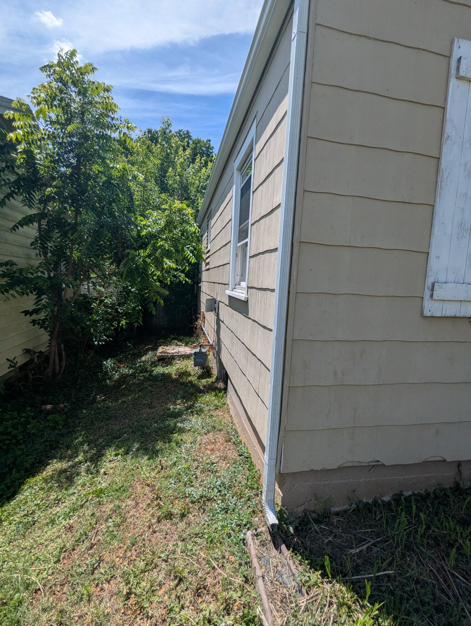 421 South West Avenue Property Photo 5