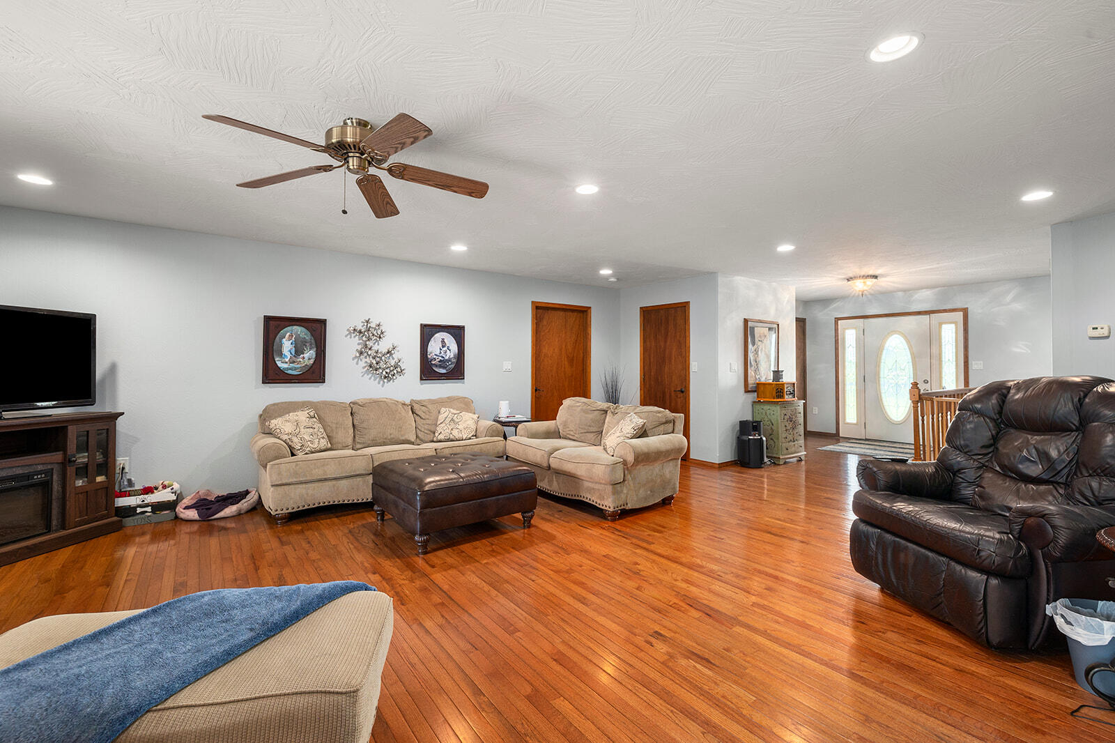 1823 Finley Falls Road Property Photo 4