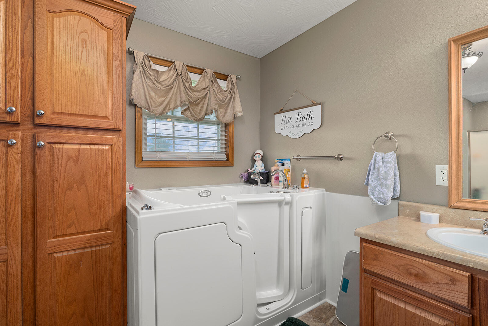 1823 Finley Falls Road Property Photo 18