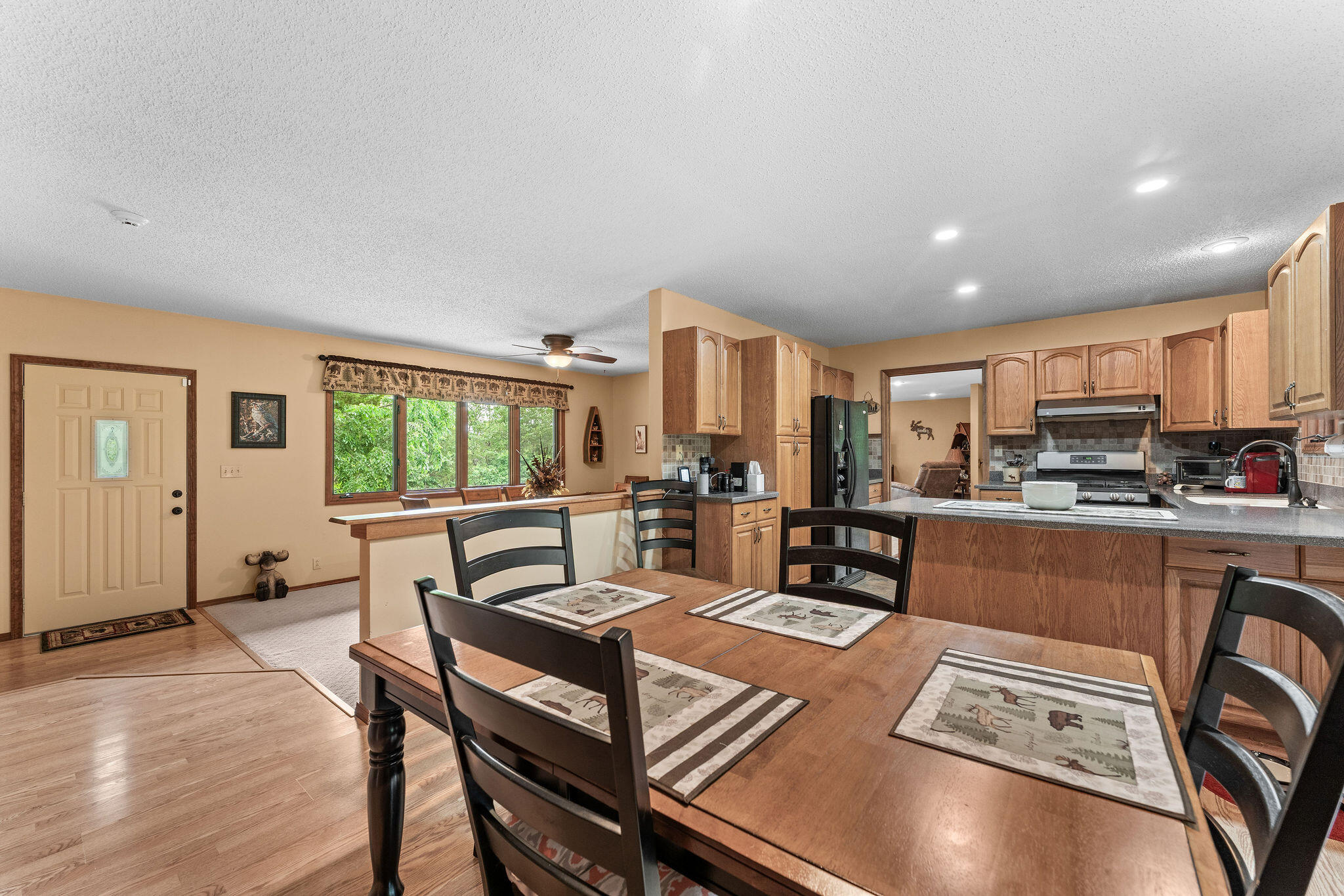 845 Alyeska Point Road Property Photo 12