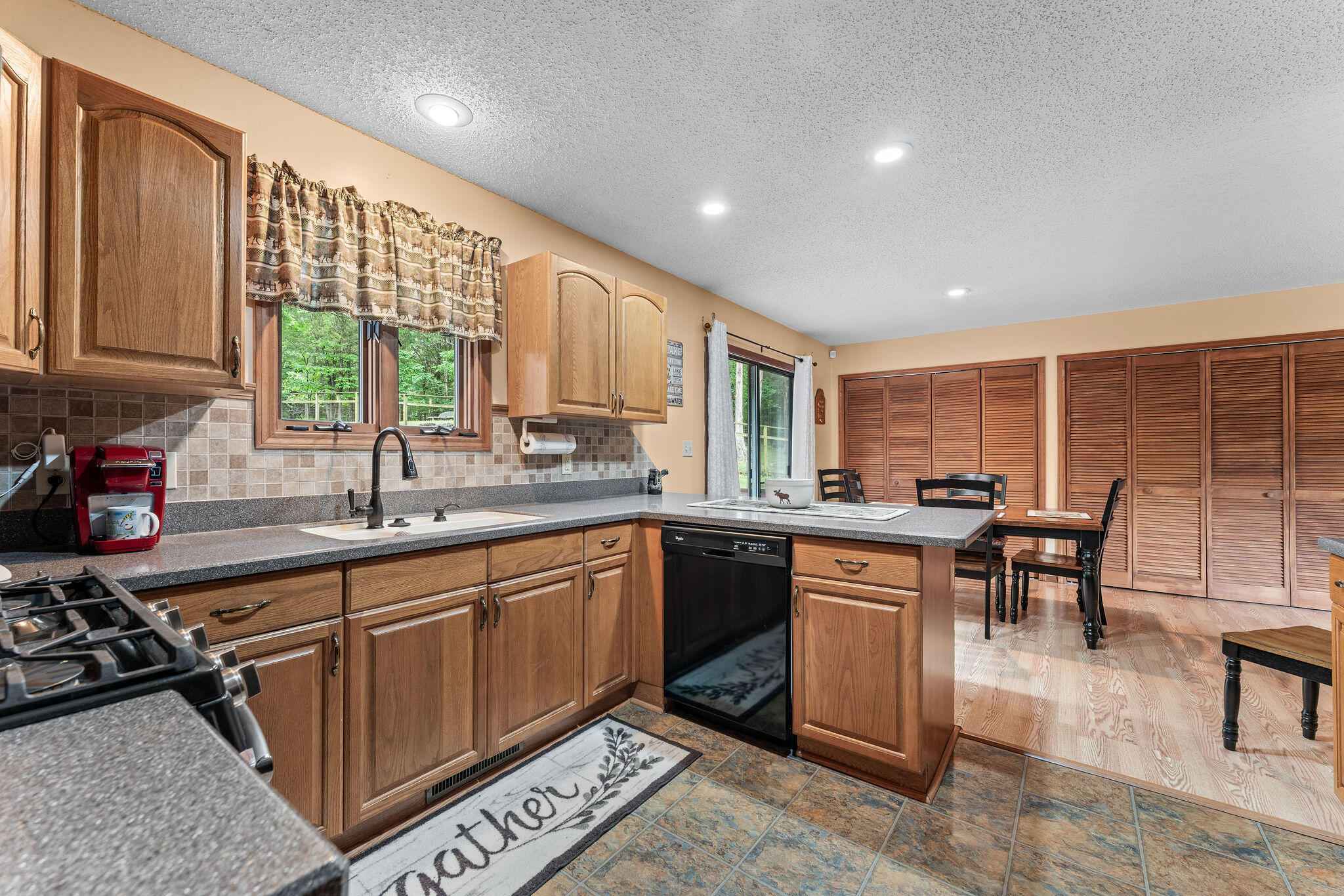 845 Alyeska Point Road Property Photo 15