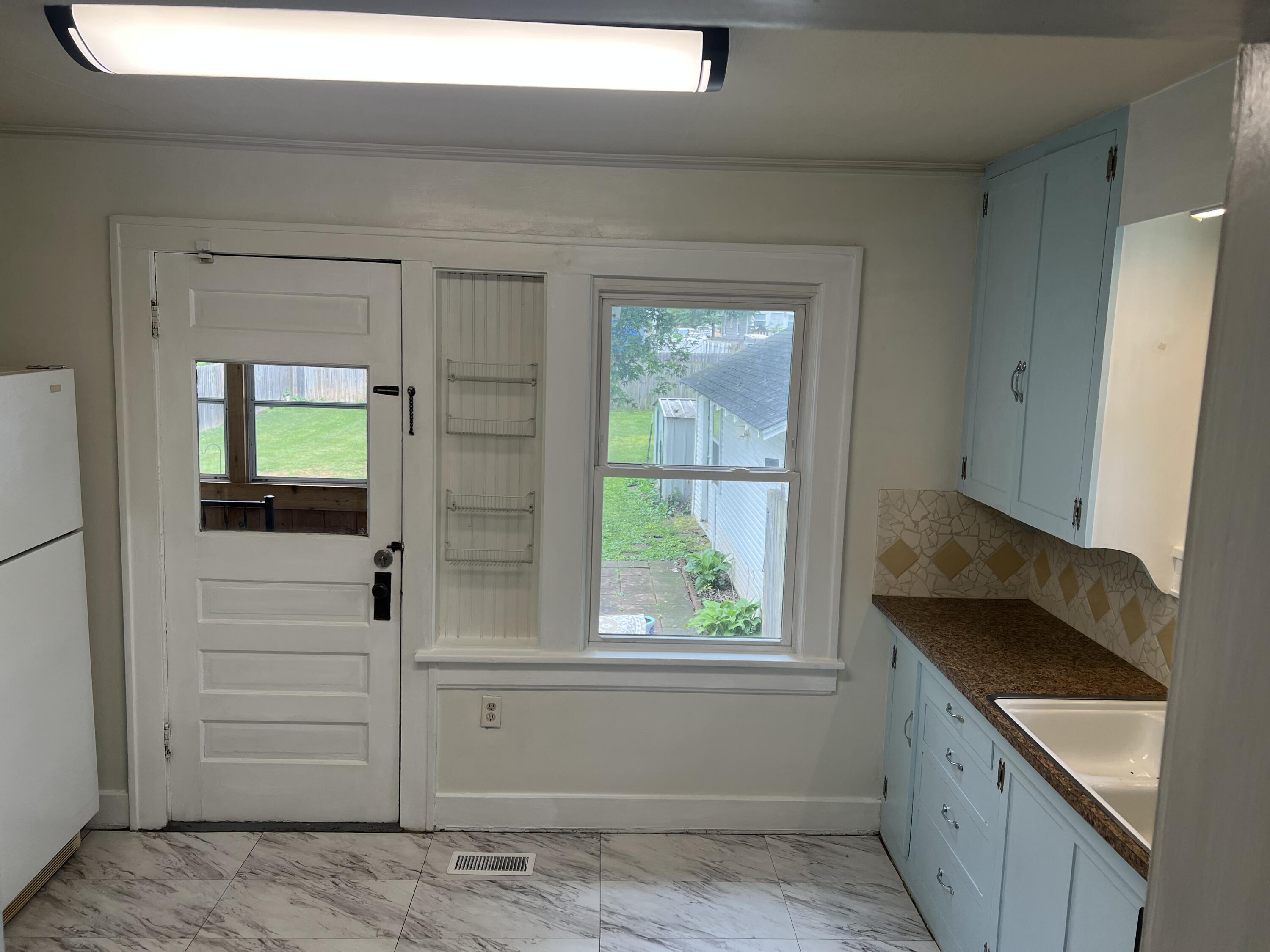 2146 North Franklin Avenue Property Photo 14