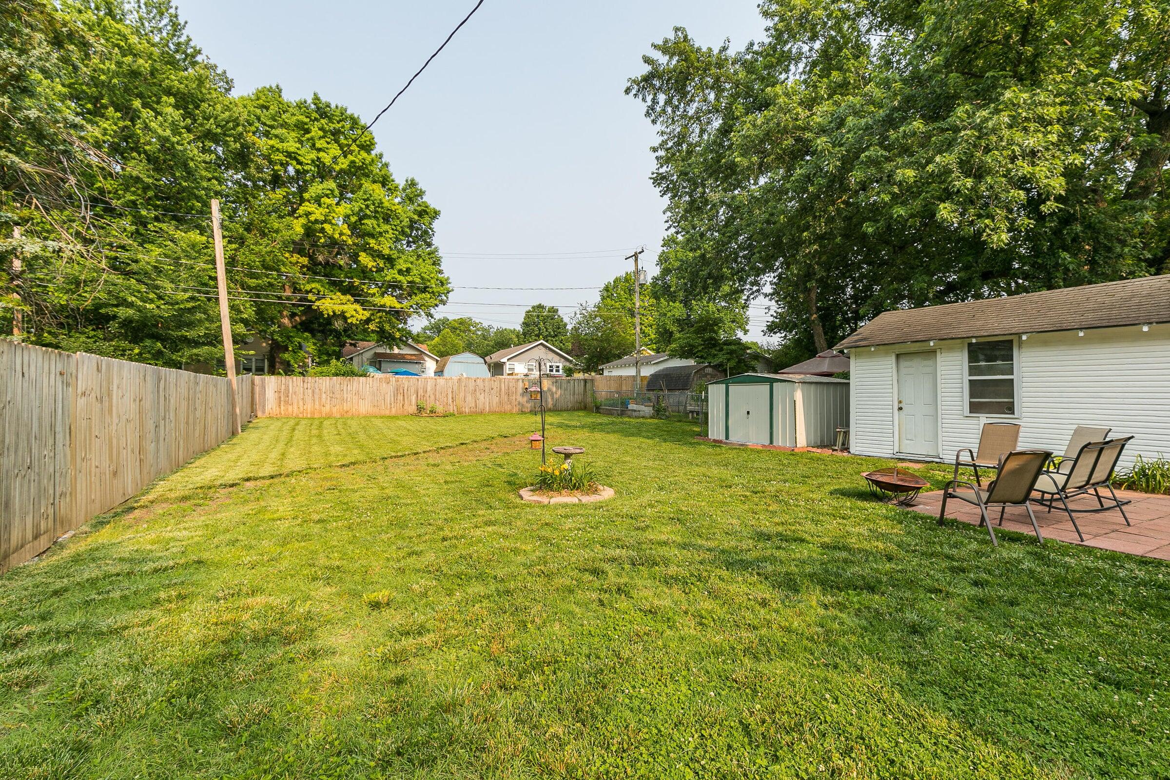 2146 North Franklin Avenue Property Photo 19