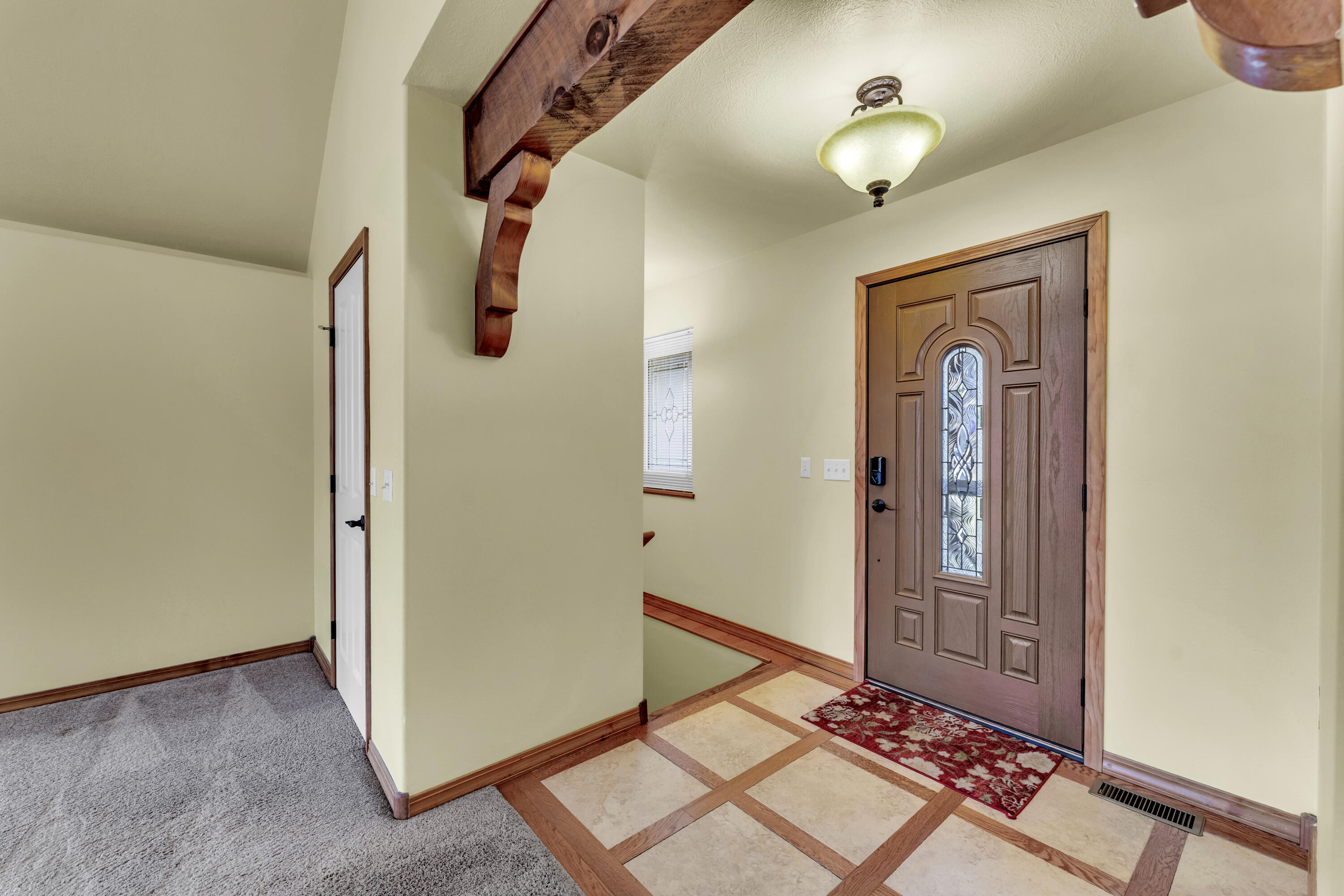 263 Mayden Lane Property Photo 5