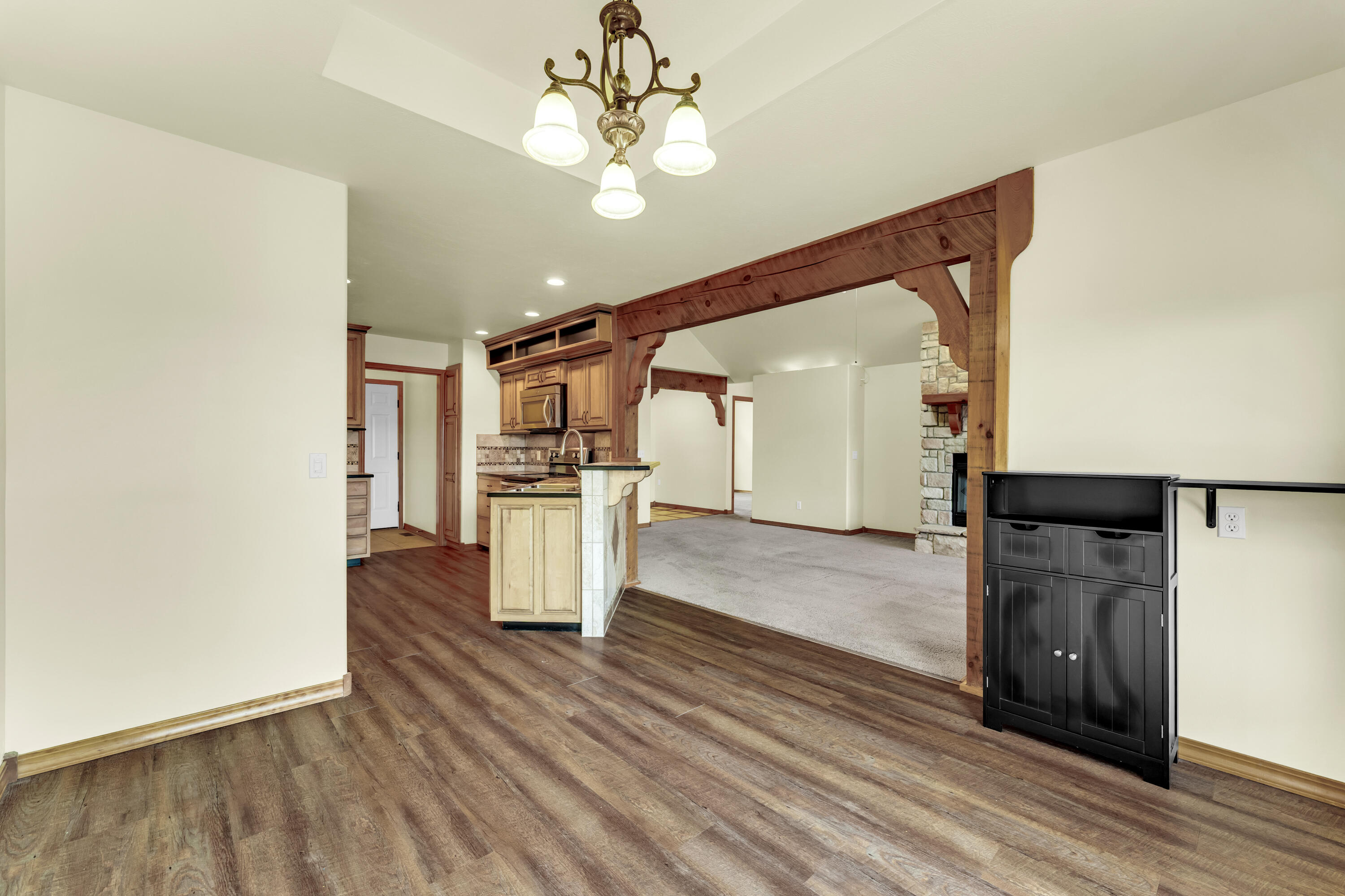 263 Mayden Lane Property Photo 11