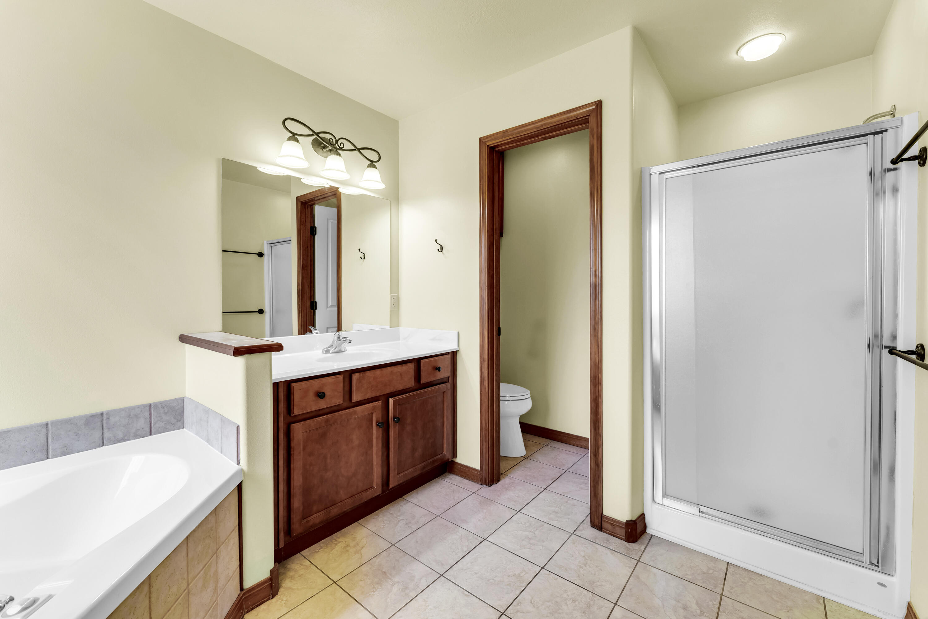 263 Mayden Lane Property Photo 20