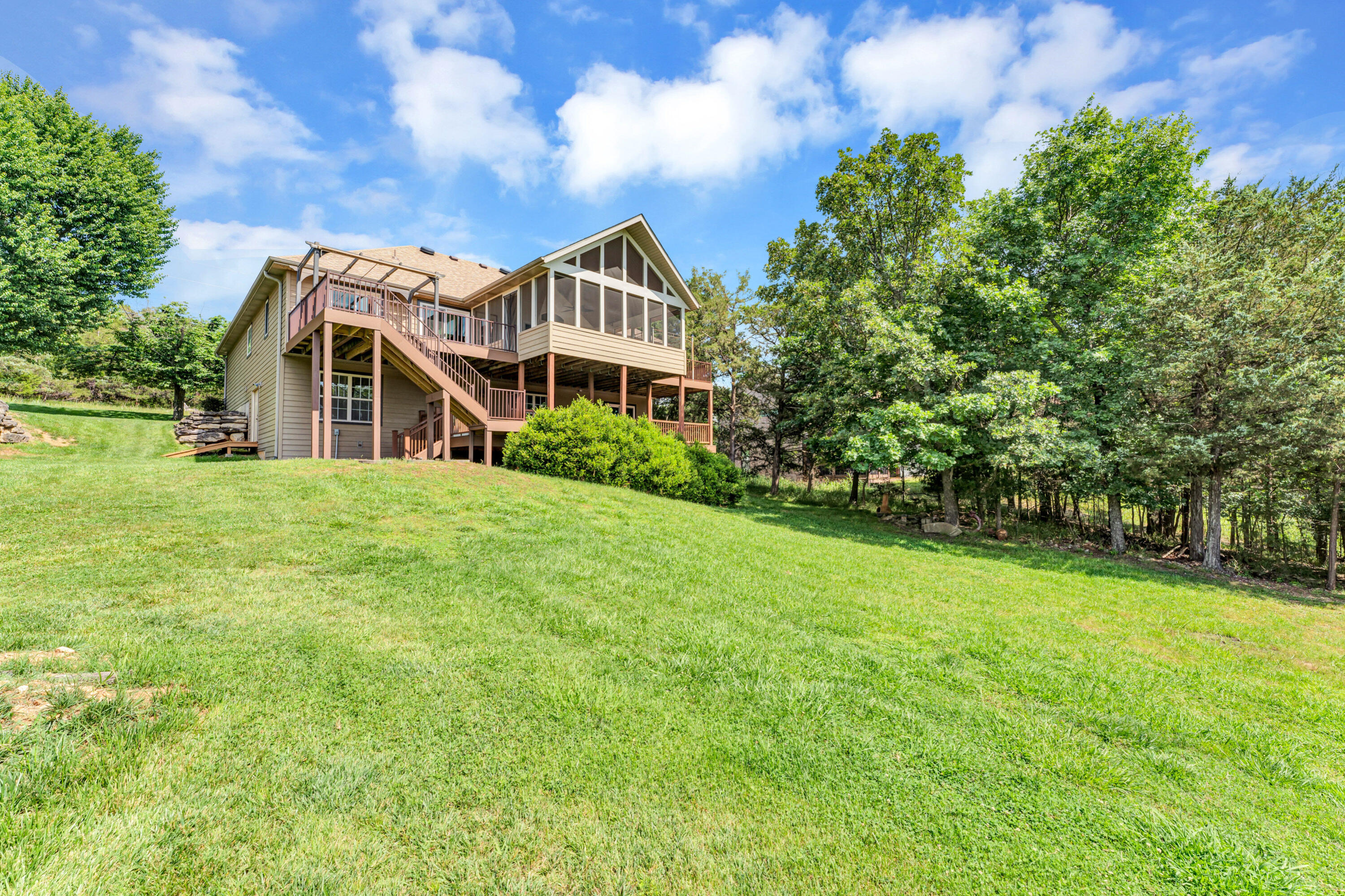 263 Mayden Lane Property Photo 49