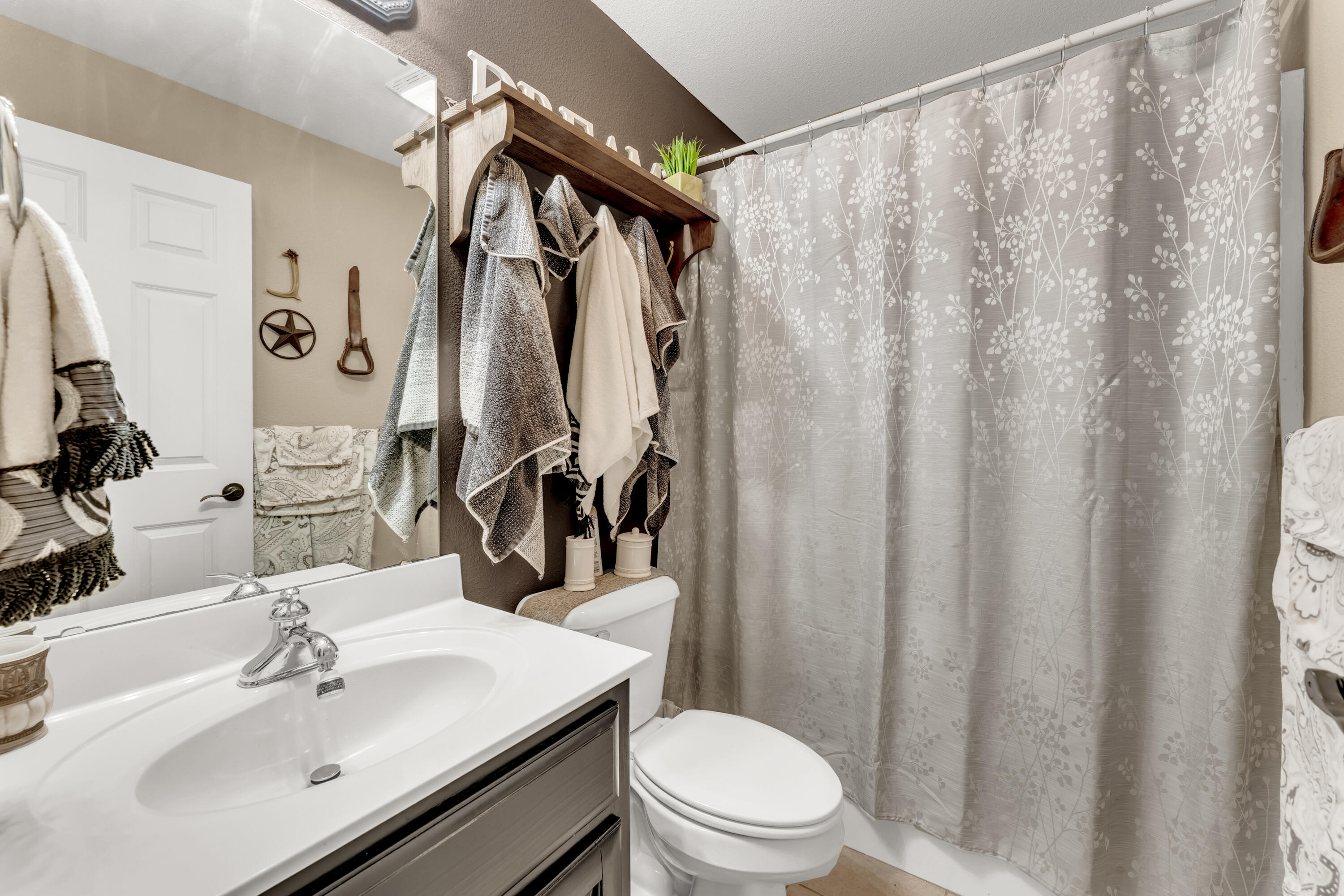 129 Hackberry Lane Property Photo 35