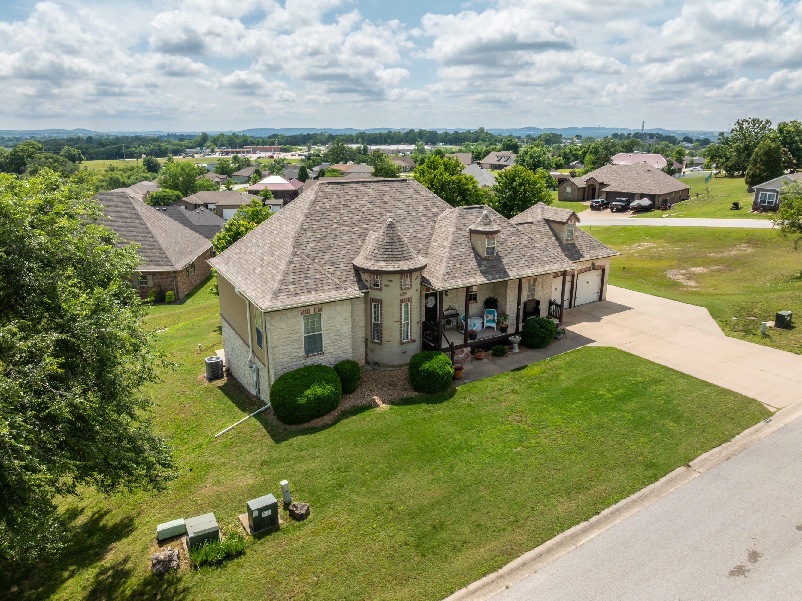 129 Hackberry Lane Property Photo 42