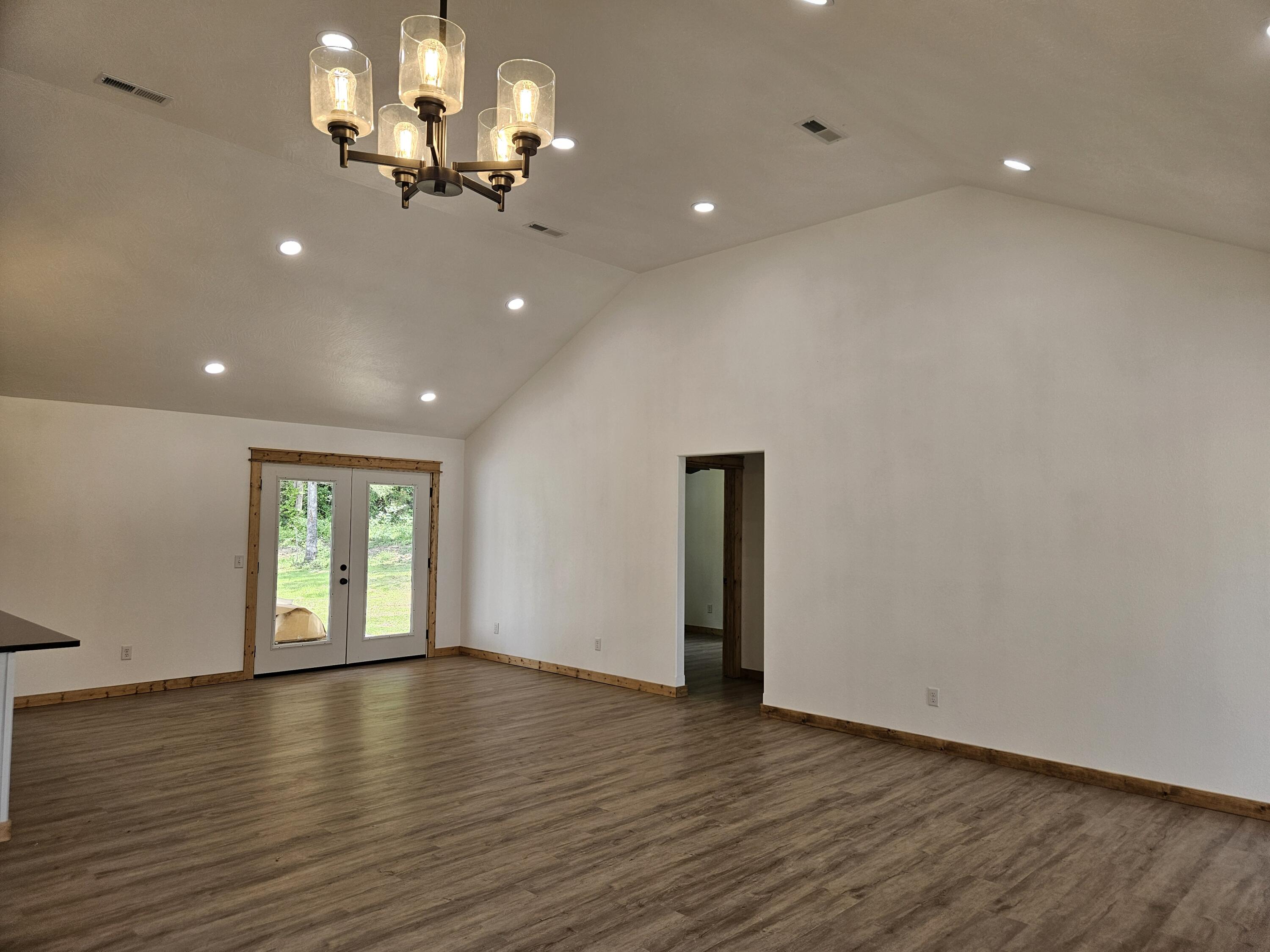 203 Juniper Avenue Property Photo 14
