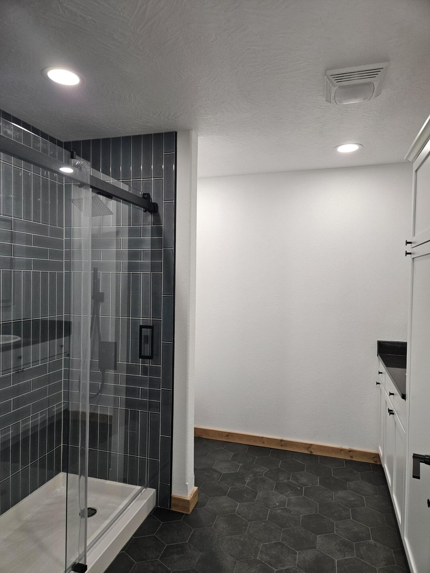 203 Juniper Avenue Property Photo 20