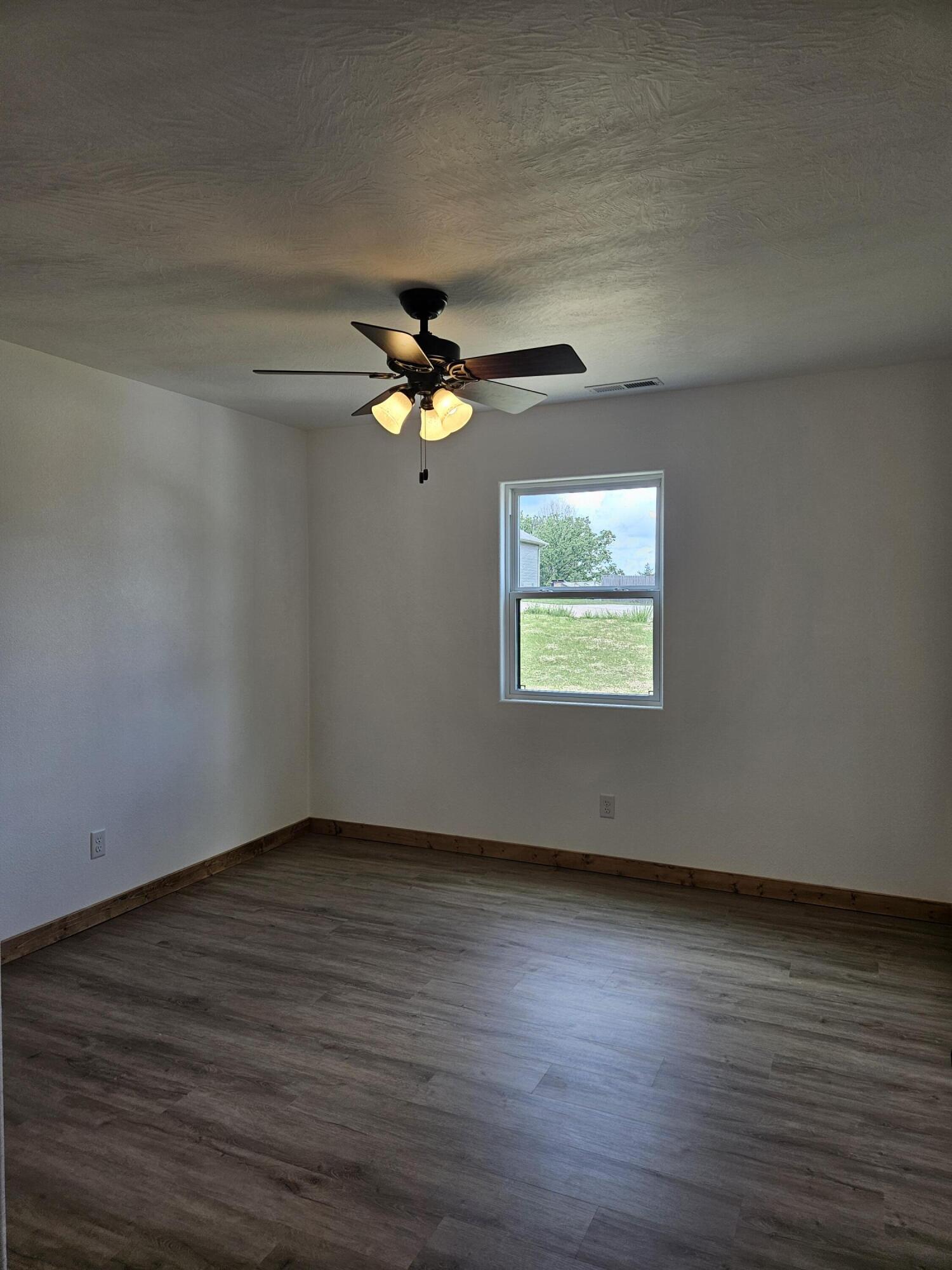 203 Juniper Avenue Property Photo 24