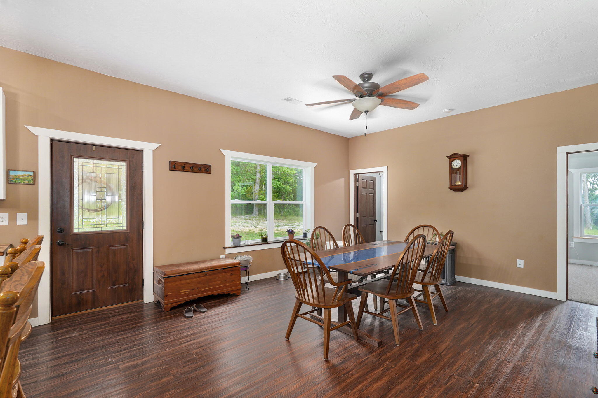 323 Lace Property Photo 15