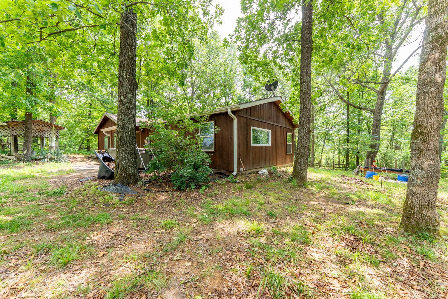 75 County Road 7280 Property Photo 52