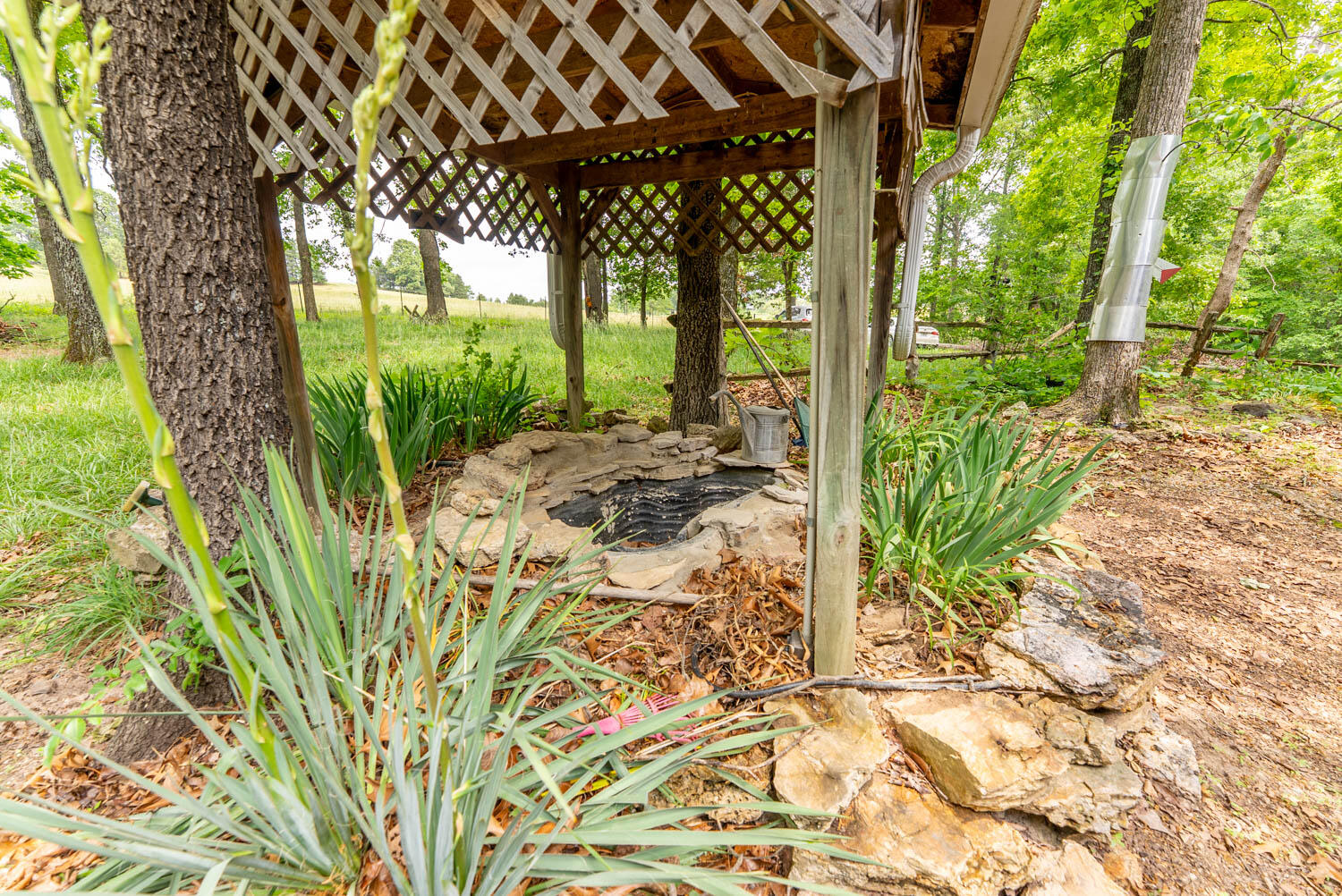 75 County Road 7280 Property Photo 57