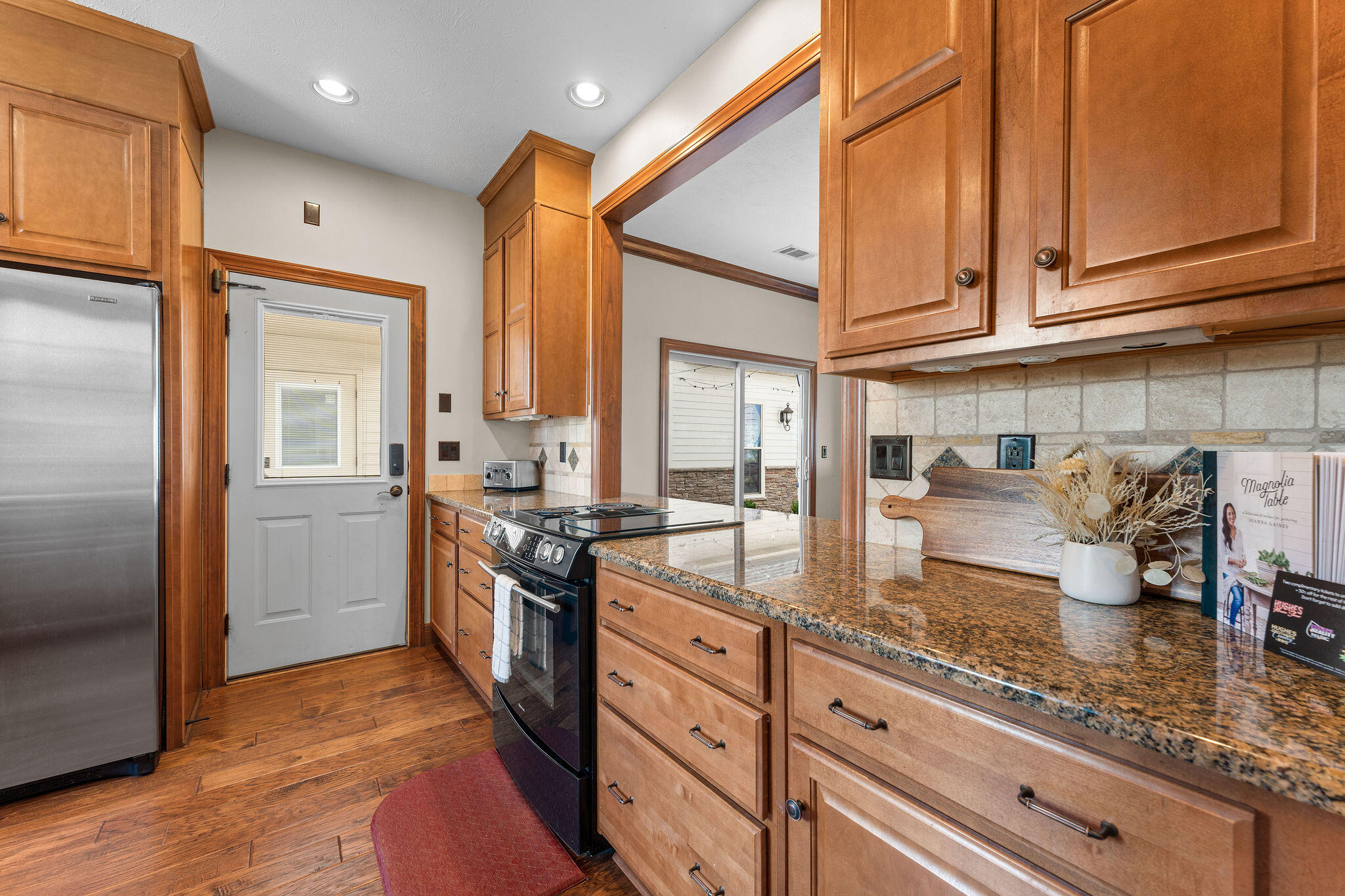 99 Whitefish Bay Property Photo 19