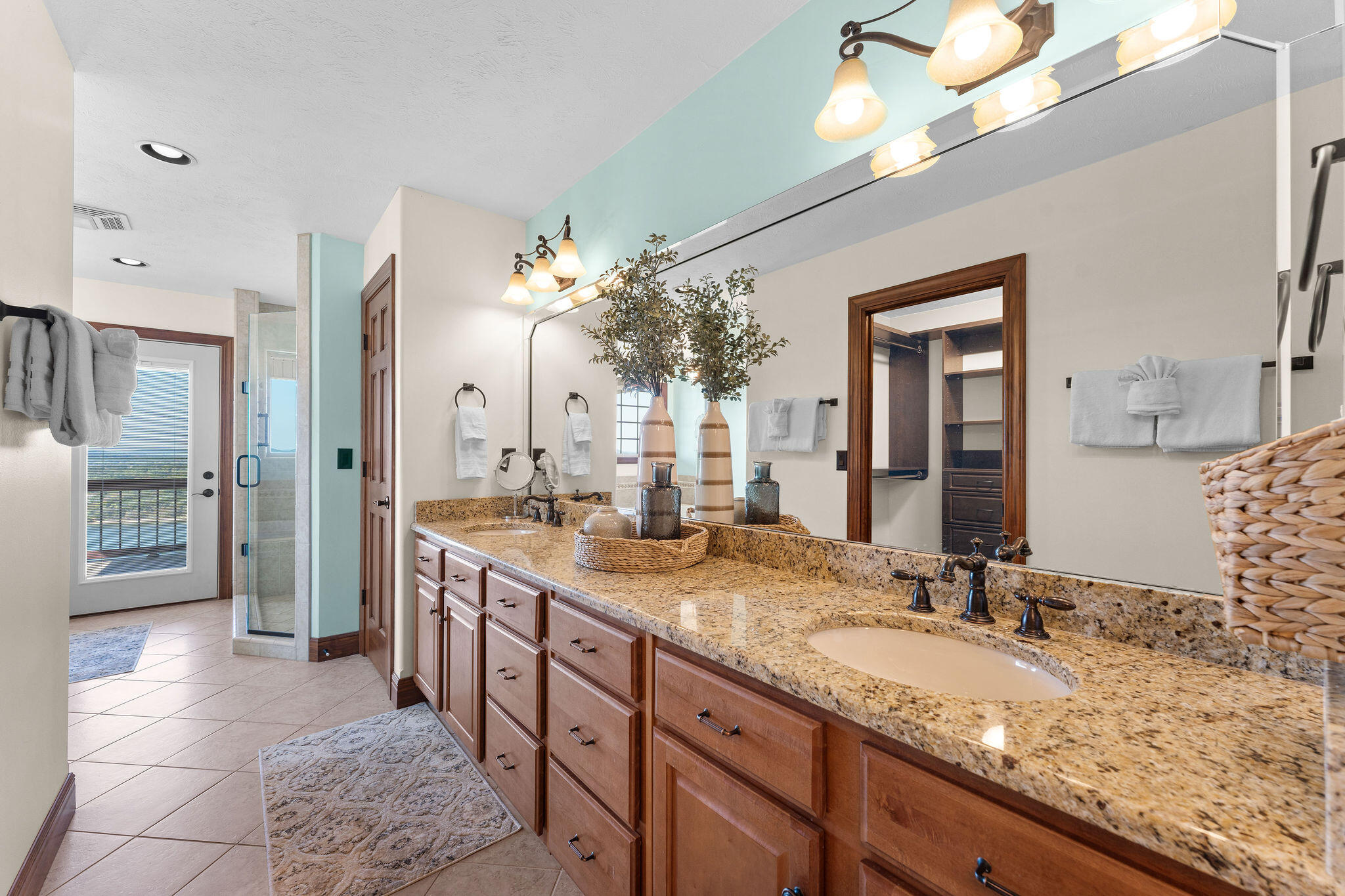 99 Whitefish Bay Property Photo 32