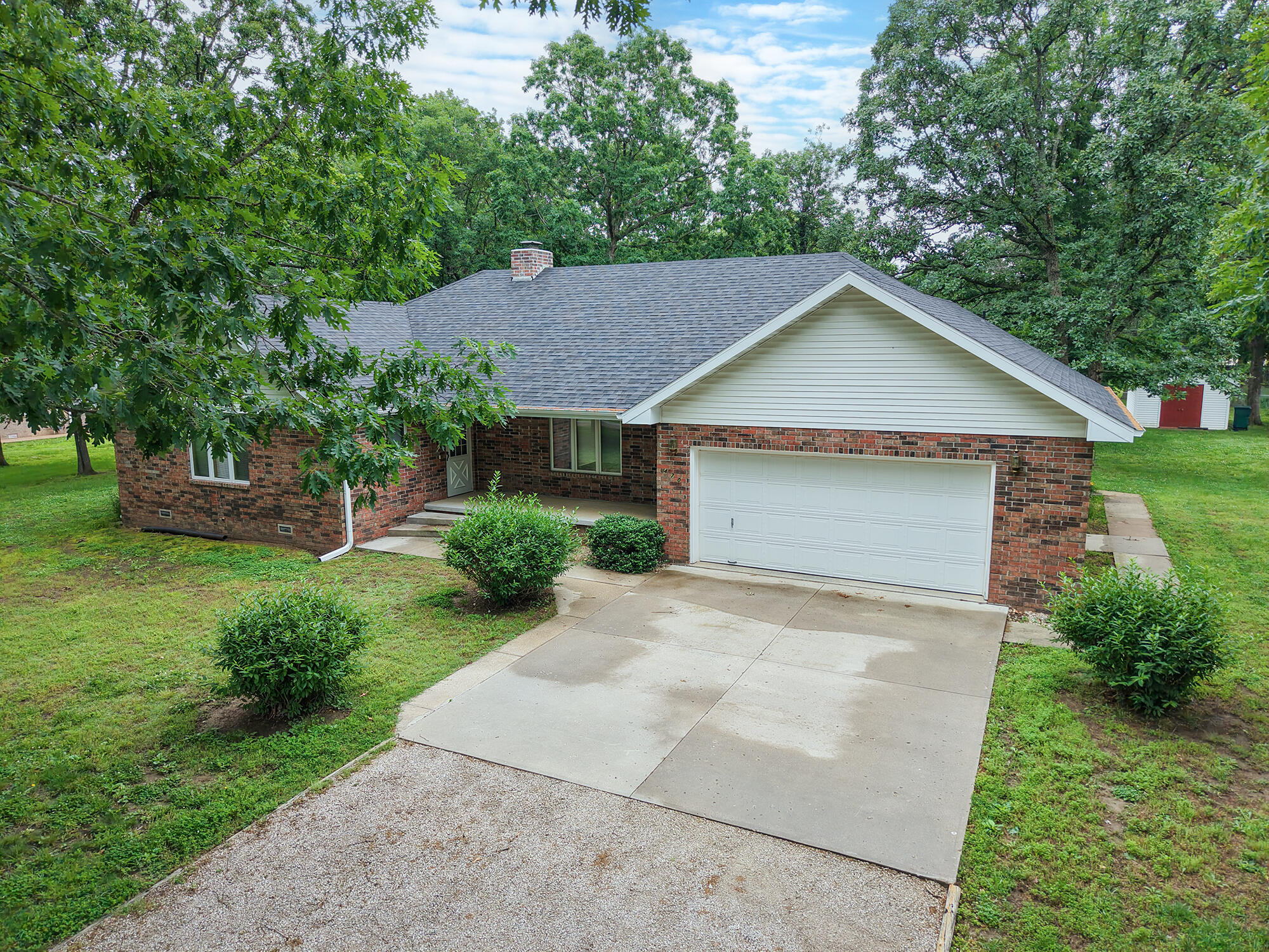 470 Forest Drive Property Photo 2