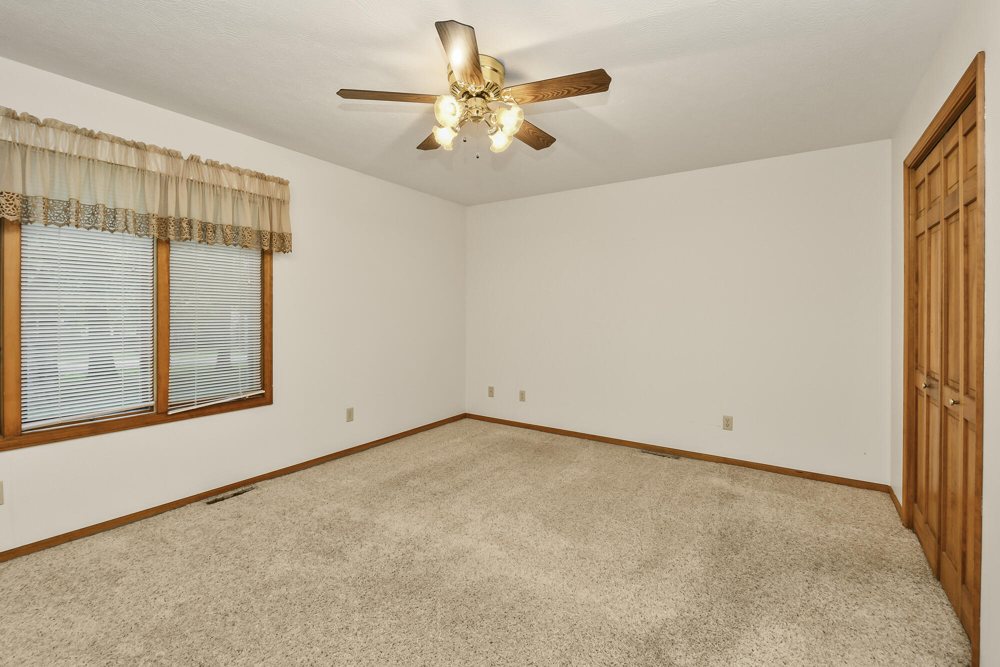 470 Forest Drive Property Photo 22