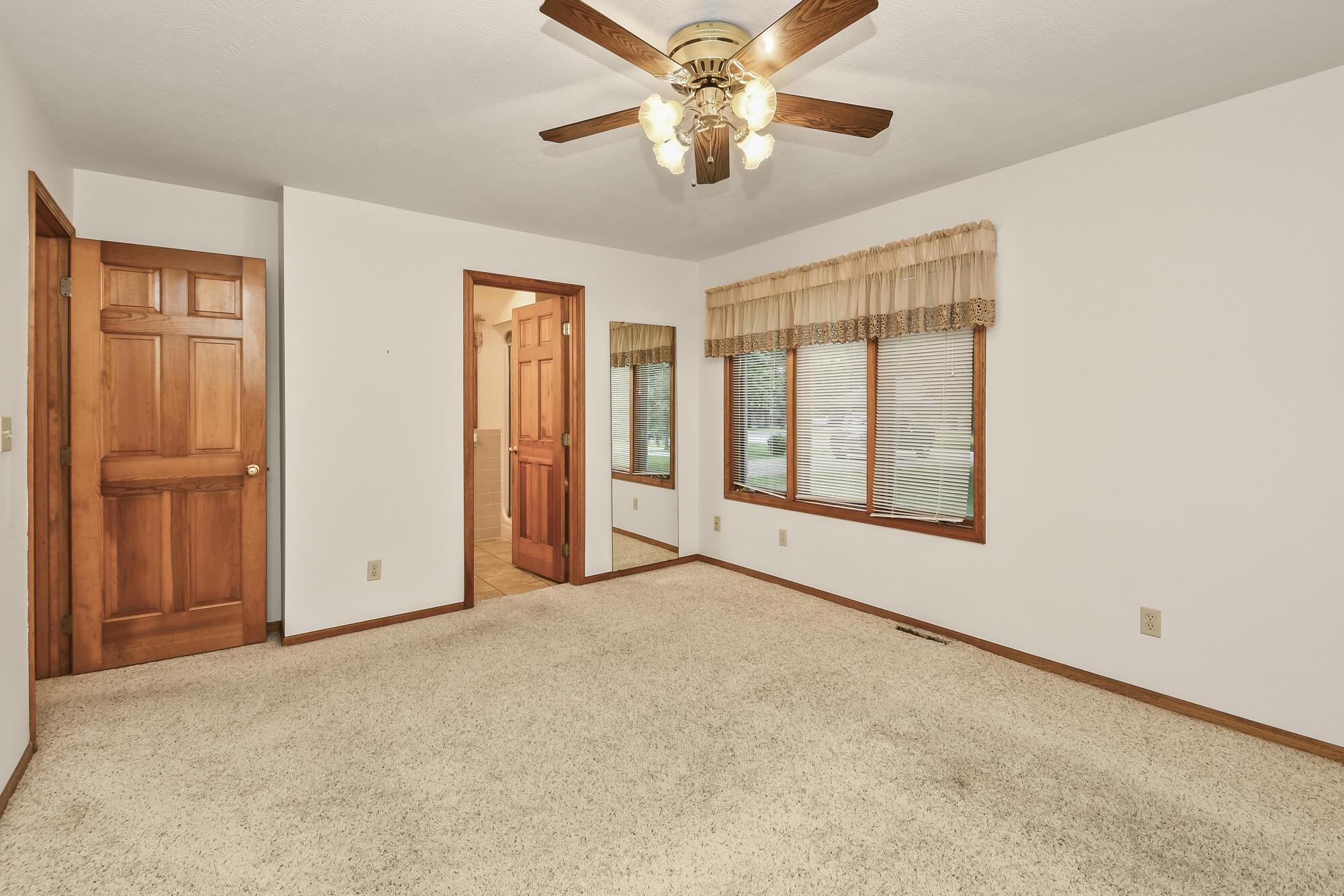 470 Forest Drive Property Photo 24