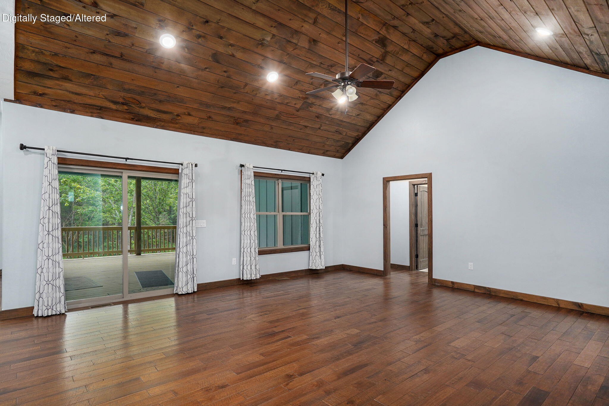 570 Wyldewood Property Photo 17