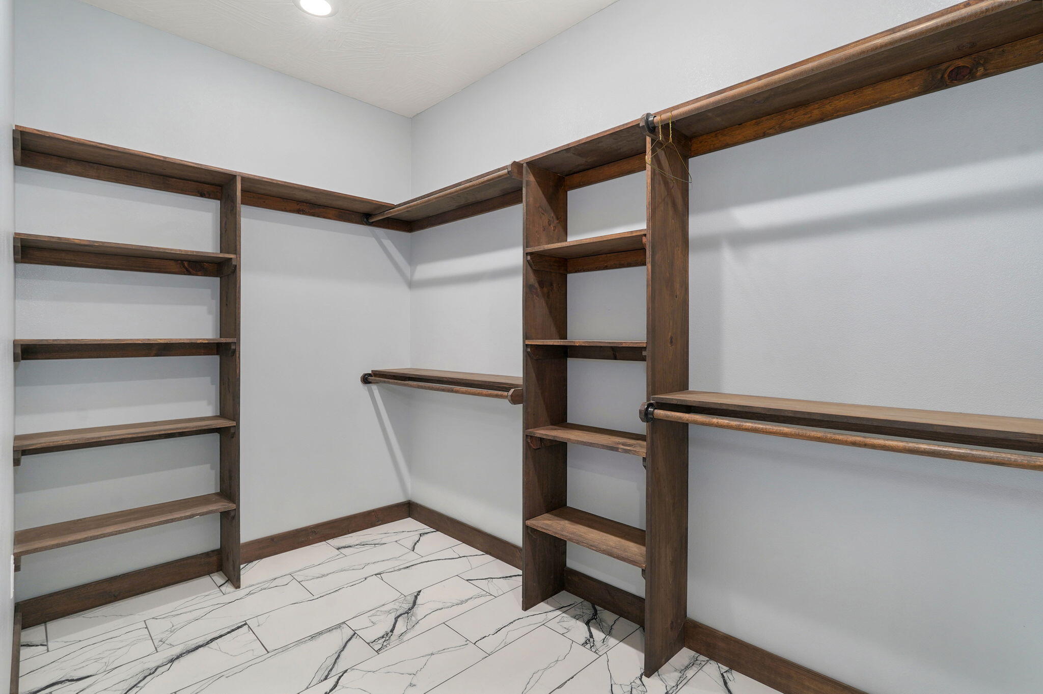570 Wyldewood Property Photo 37
