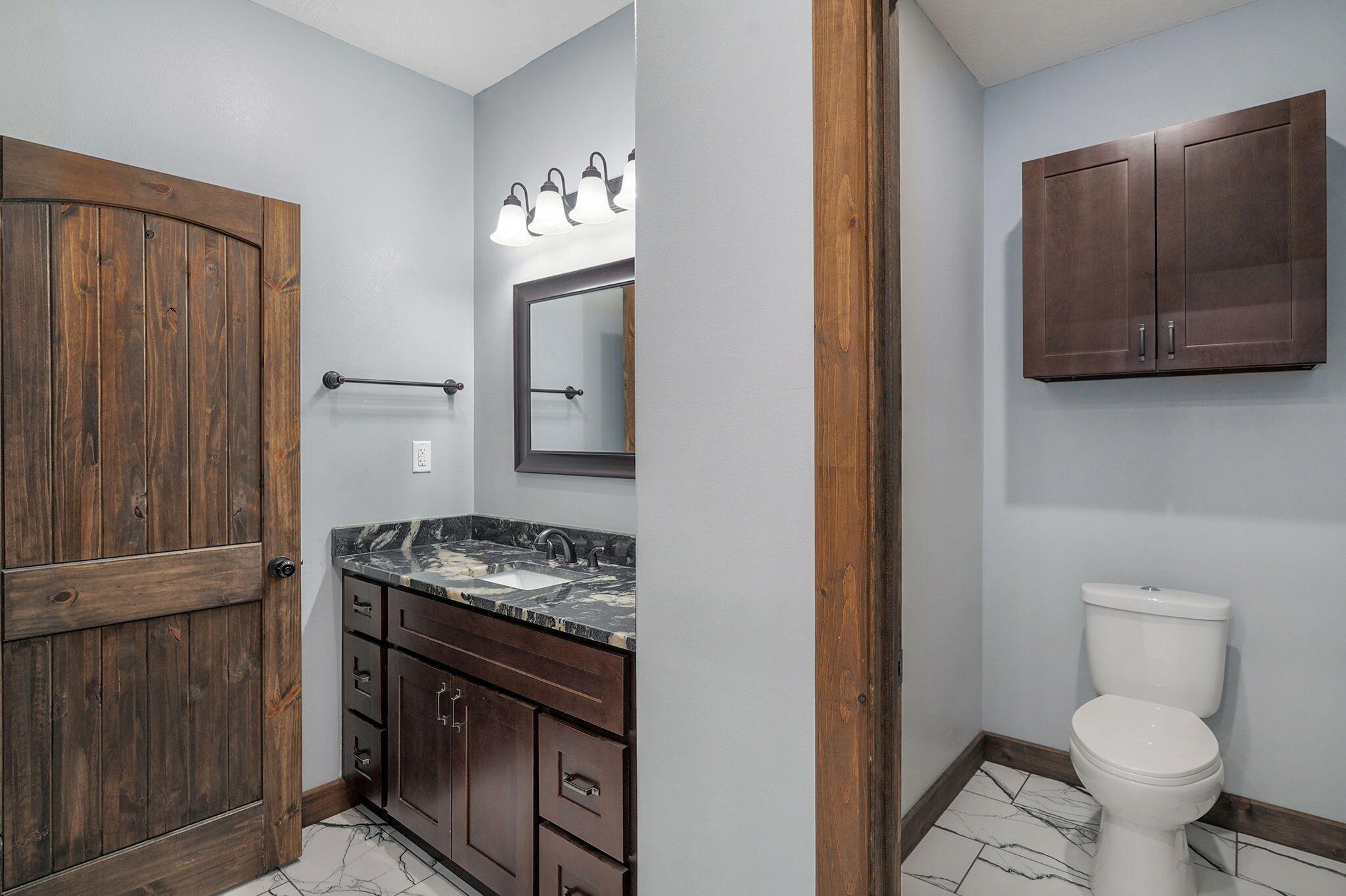 570 Wyldewood Property Photo 43