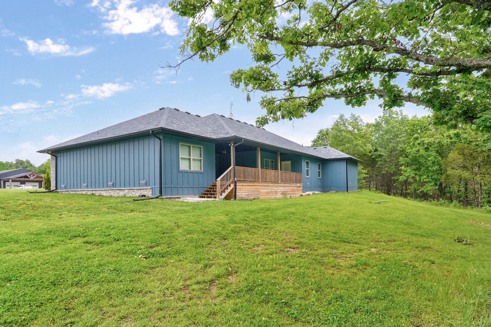570 Wyldewood Property Photo 51