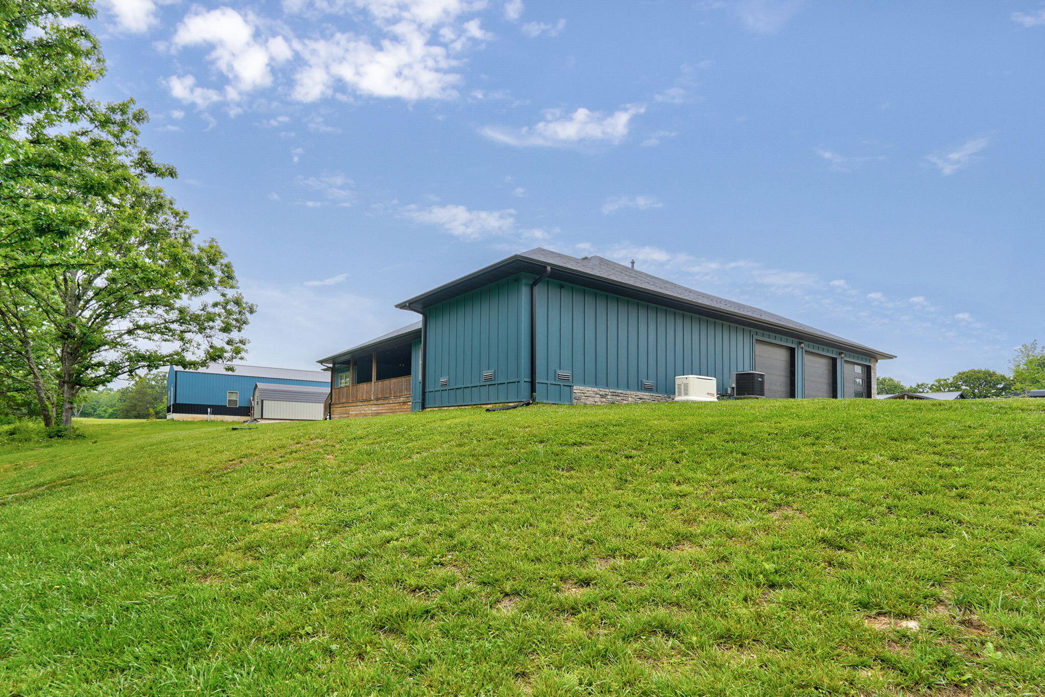 570 Wyldewood Property Photo 52
