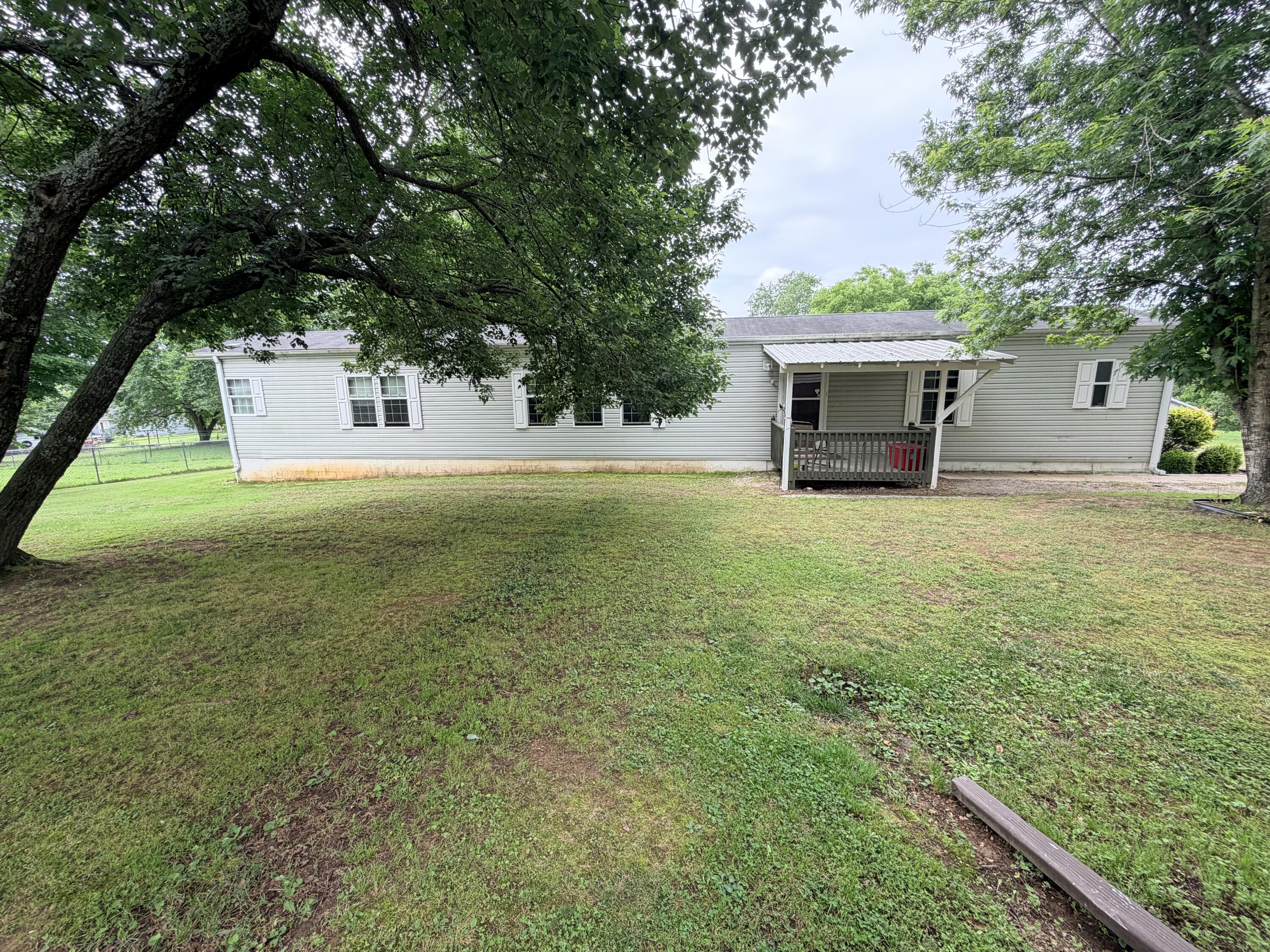 502 Barton Street Property Photo 2