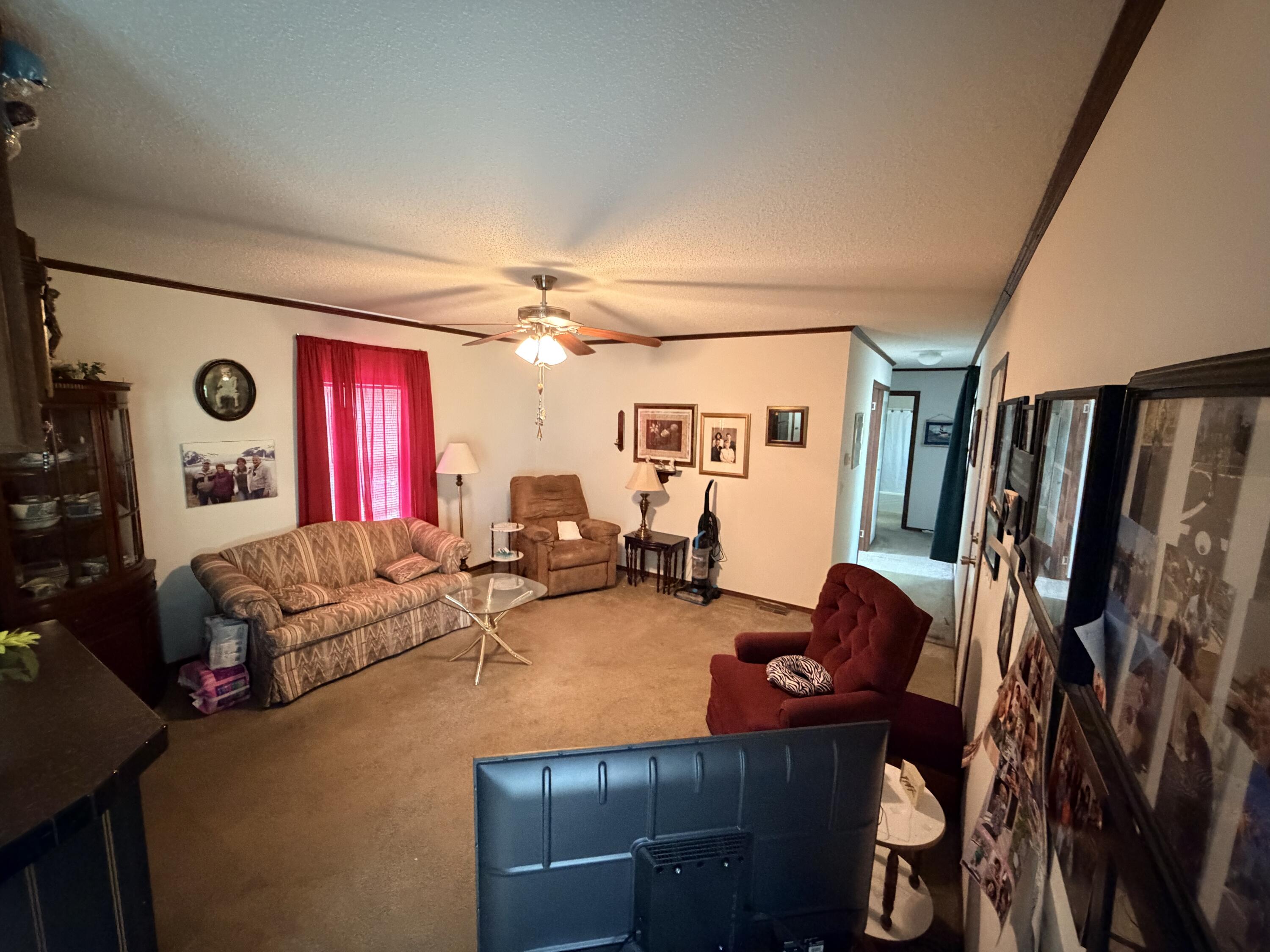502 Barton Street Property Photo 9
