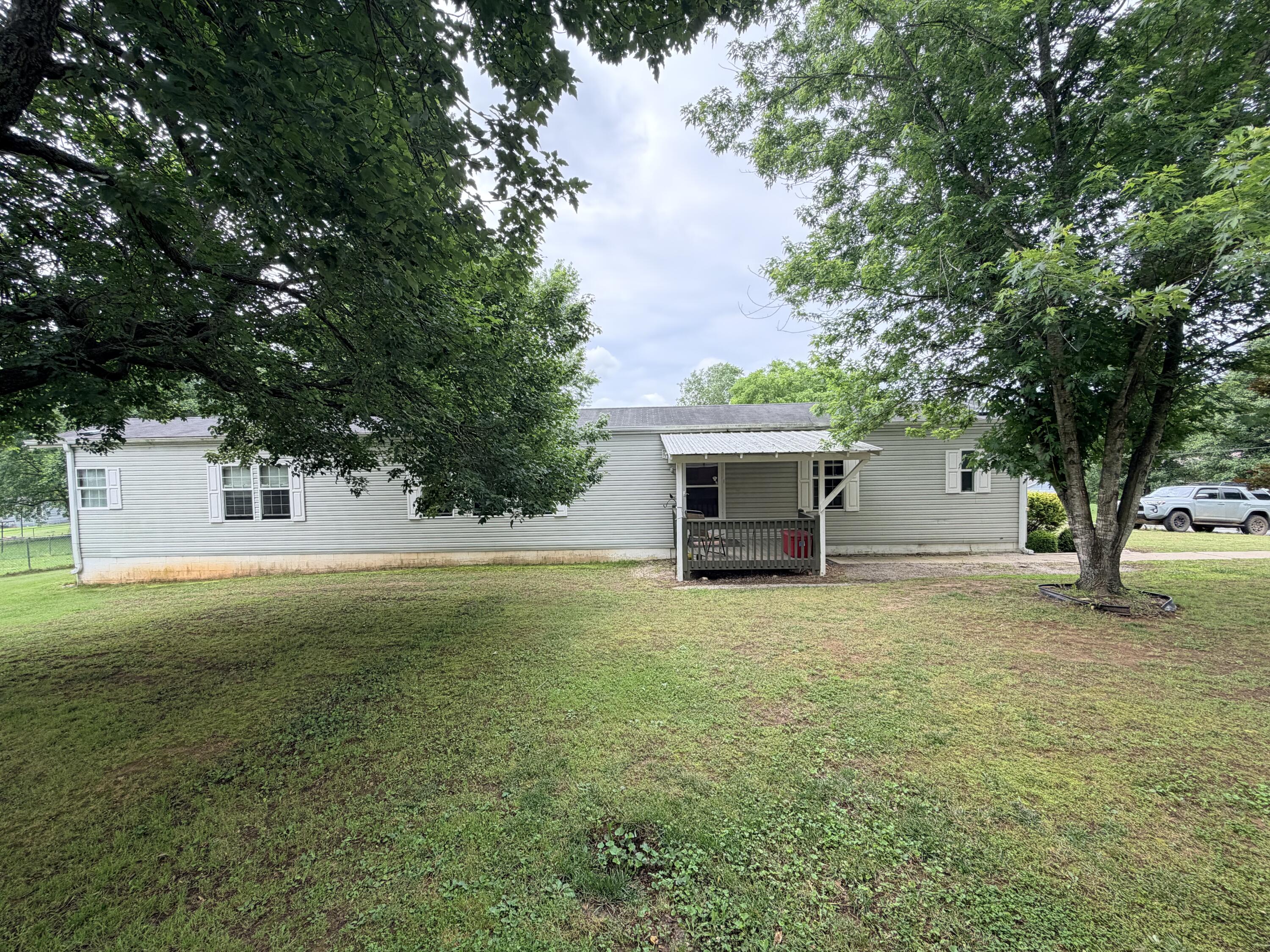 502 Barton Street Property Photo 19