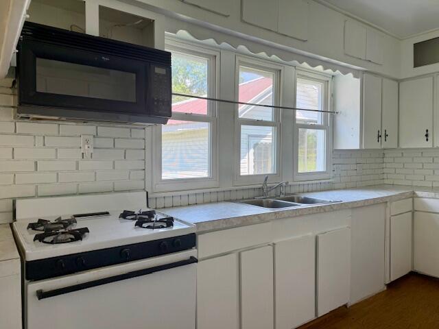351 6th Street Property Photo 8