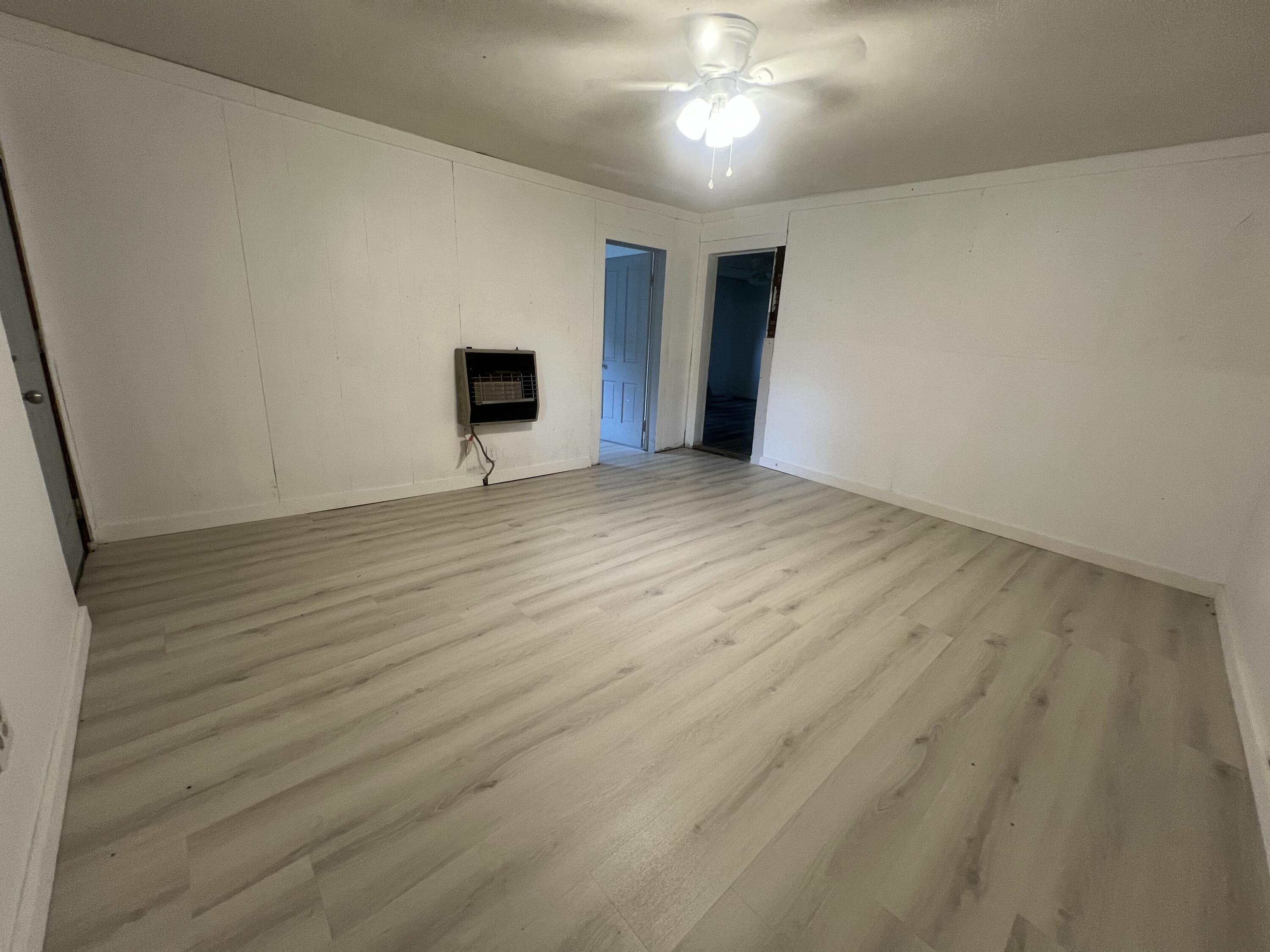 315 East Washington Avenue Property Photo 5