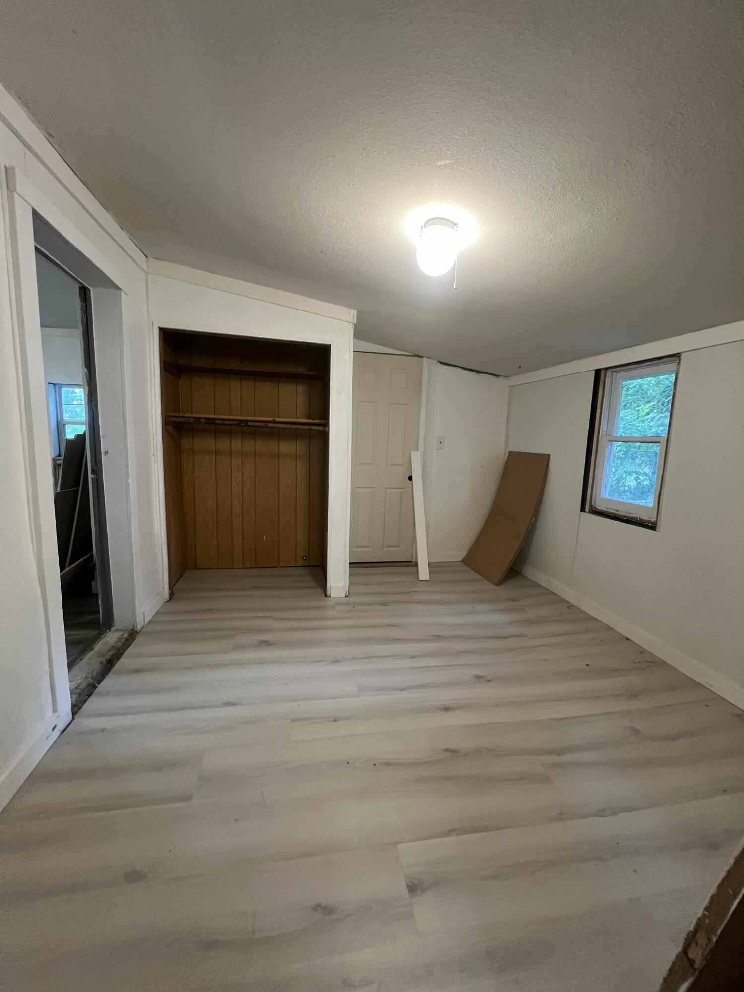315 East Washington Avenue Property Photo 15