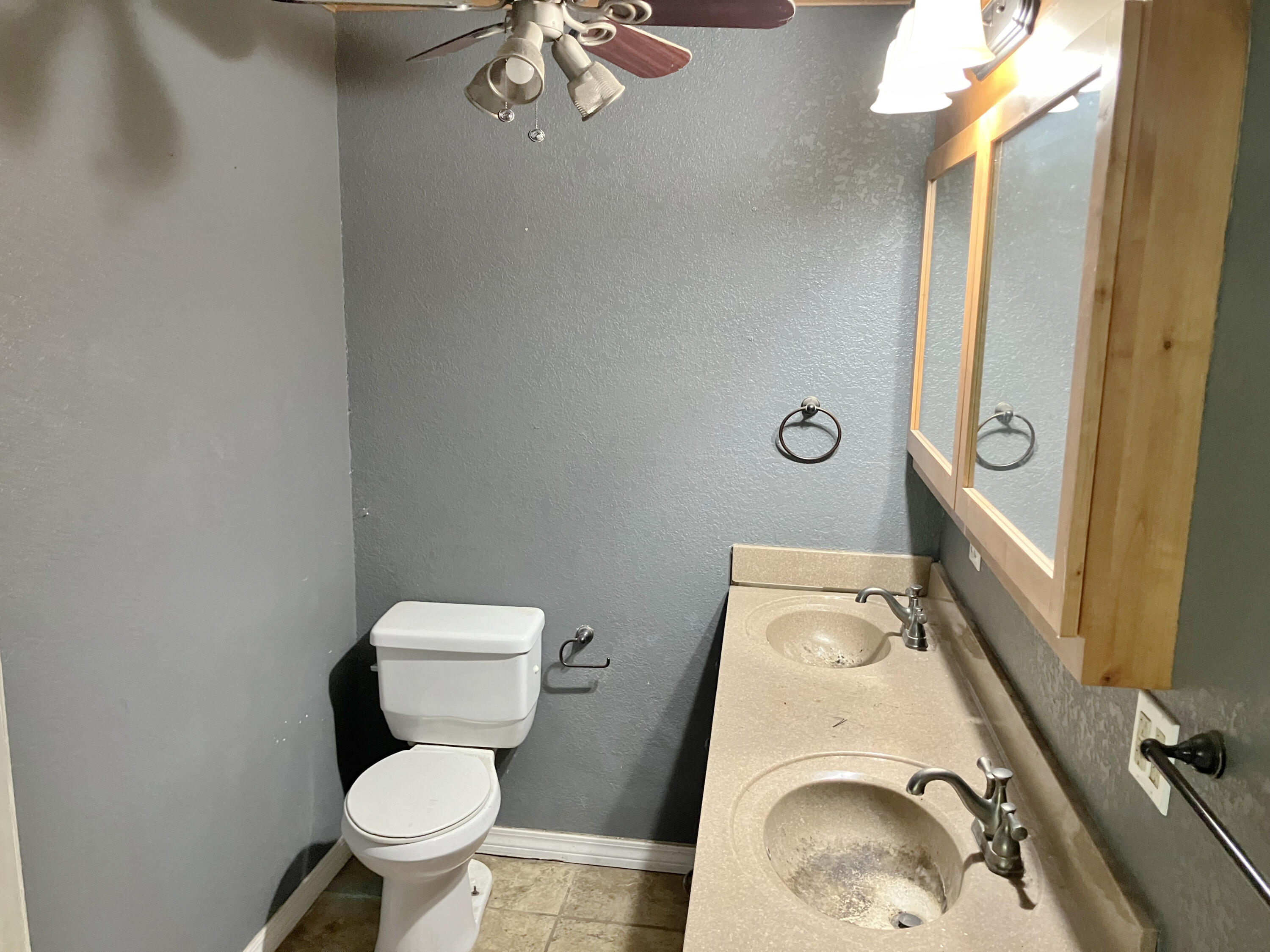 1060 U.s. 69 Property Photo 15