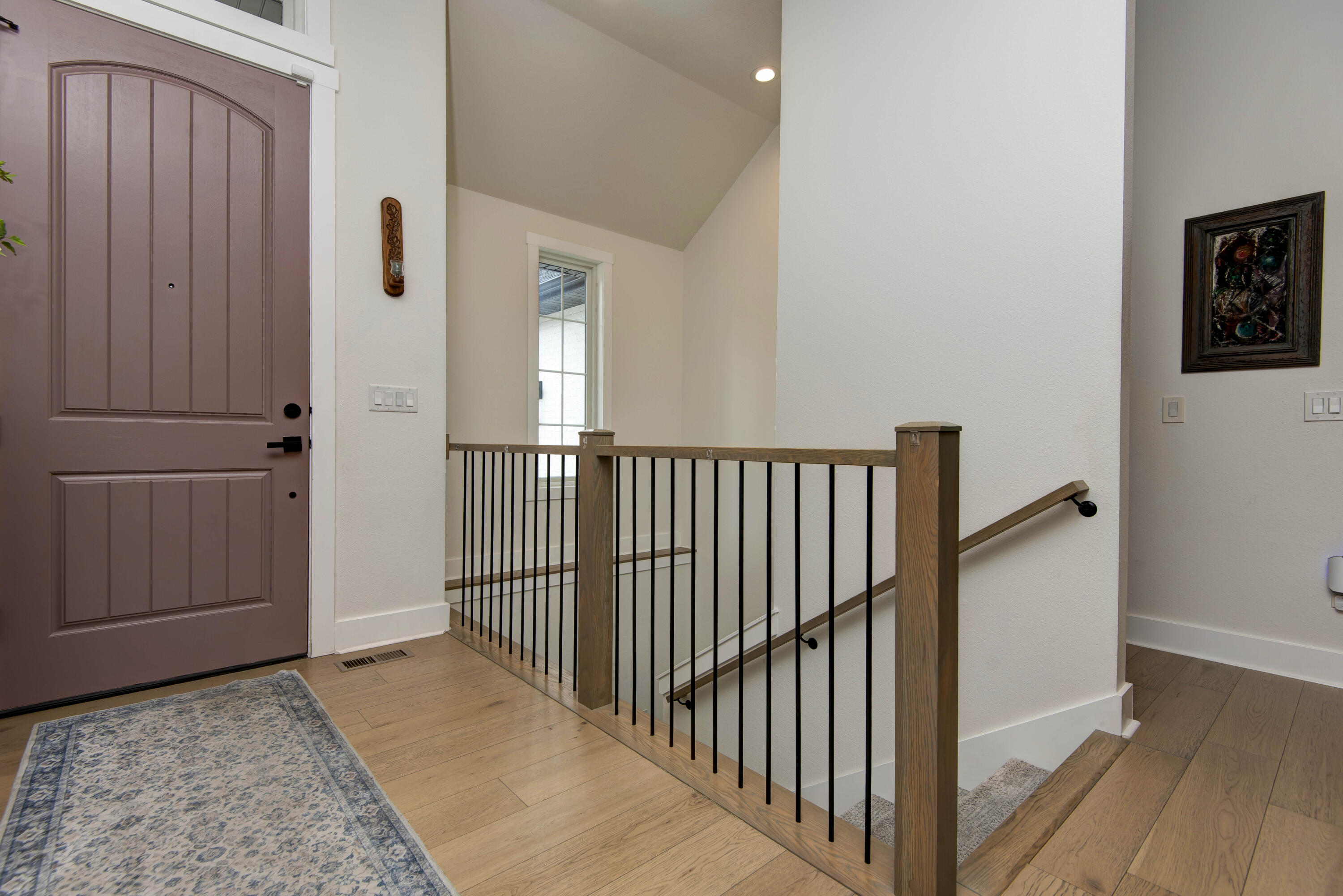 6099 South Hampton Avenue Property Photo 3