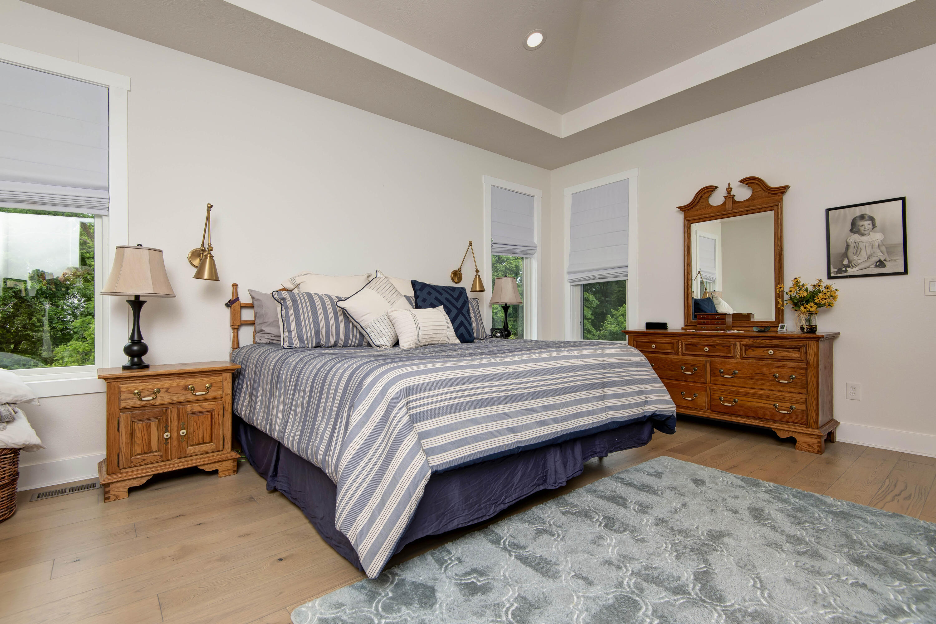 6099 South Hampton Avenue Property Photo 17
