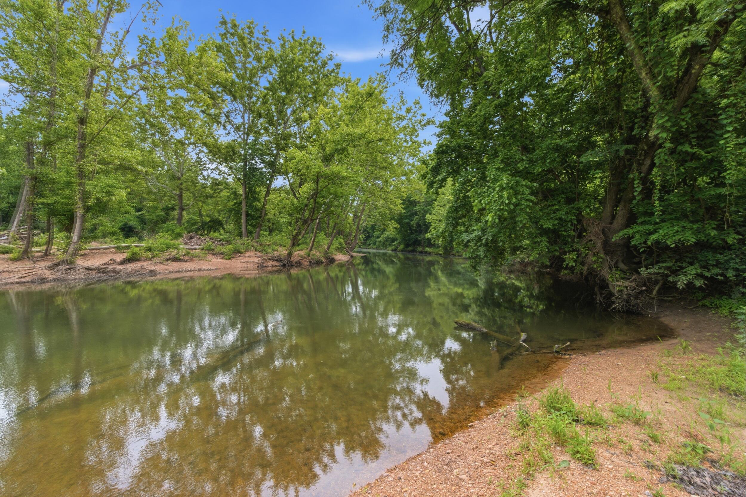 9723 Highway E Property Photo 47