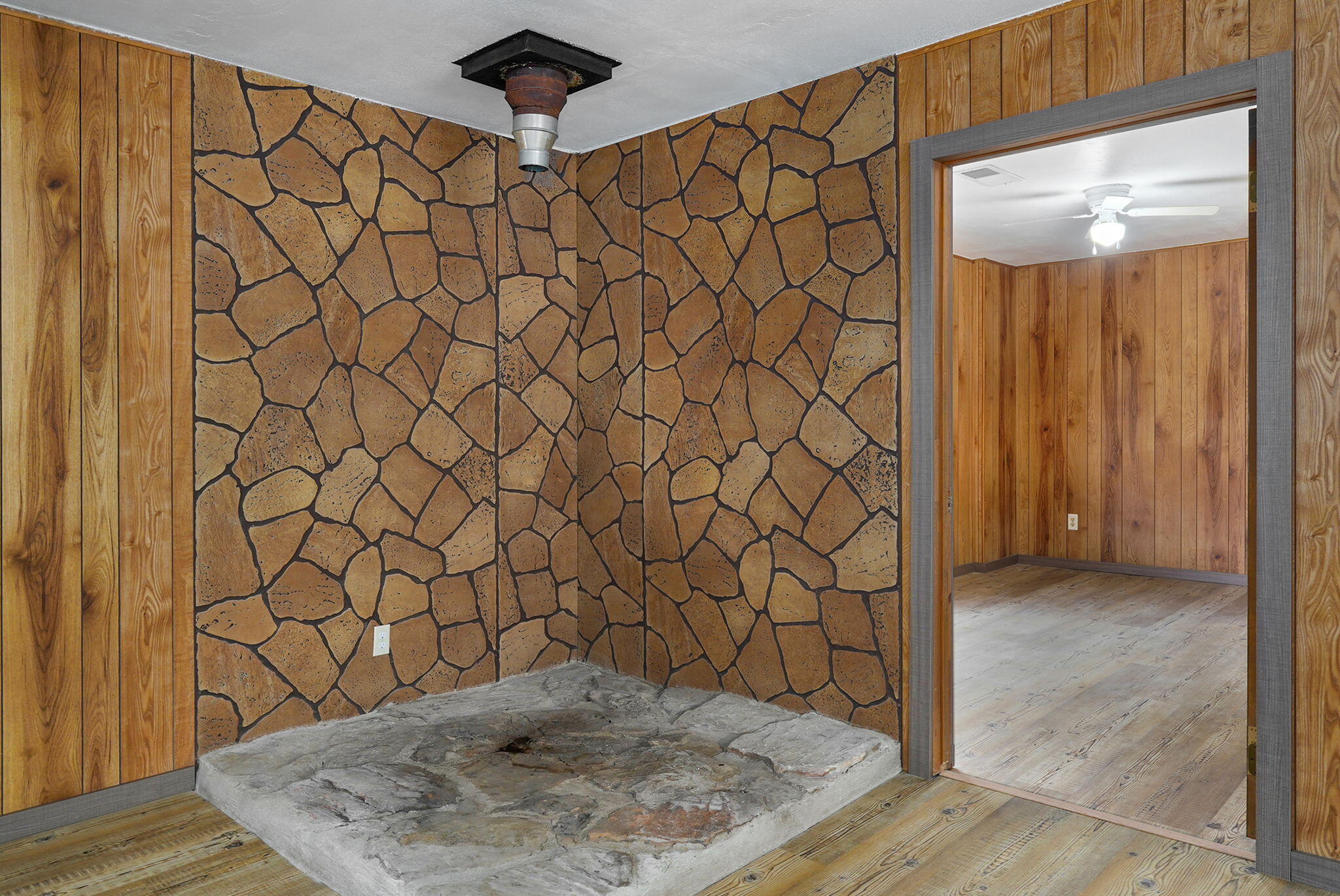 9083 State Highway A Property Photo 14