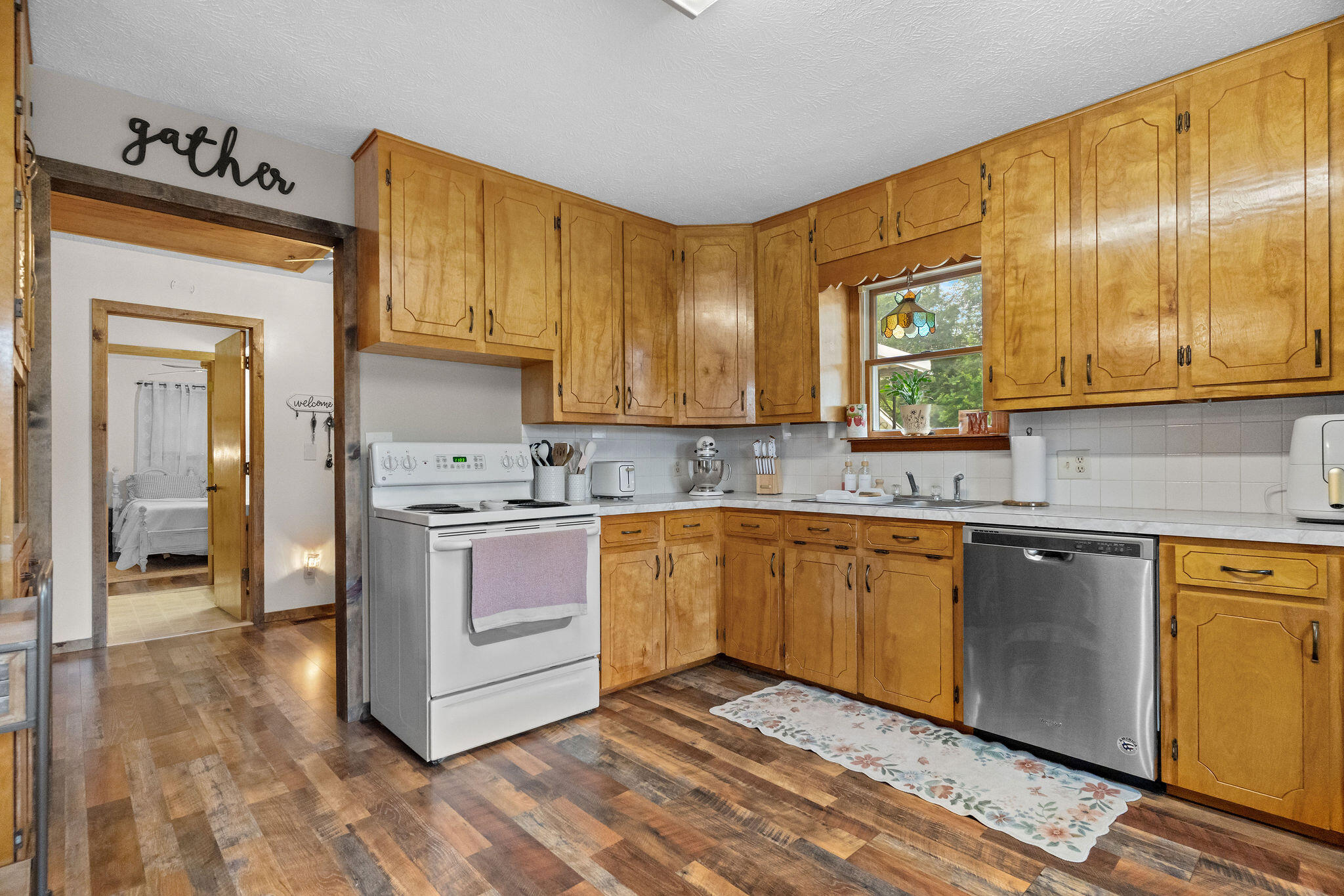 206 Meadow Lane Drive Property Photo 14
