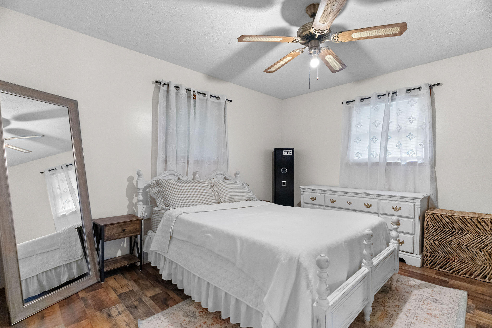 206 Meadow Lane Drive Property Photo 22