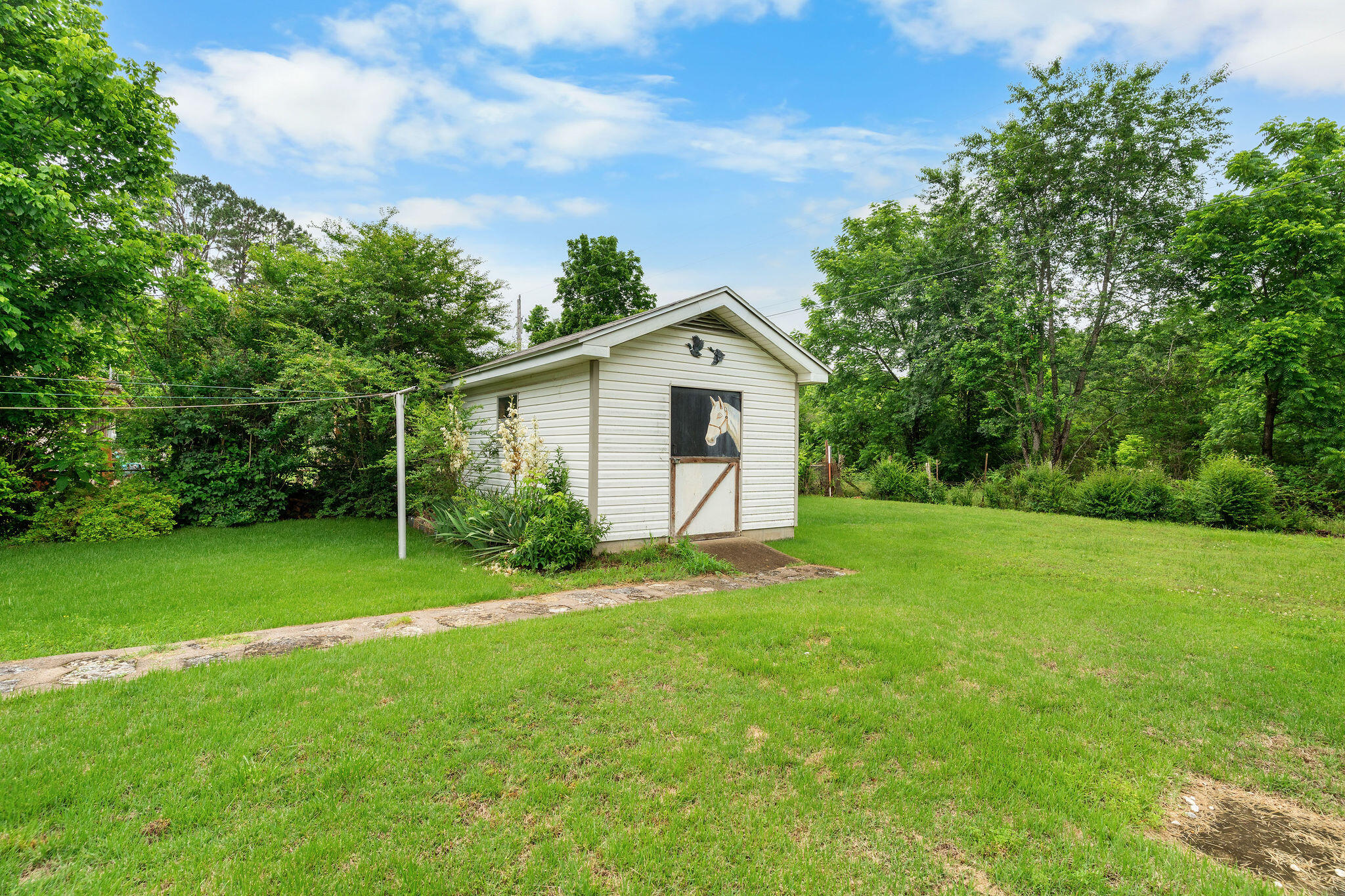 206 Meadow Lane Drive Property Photo 24