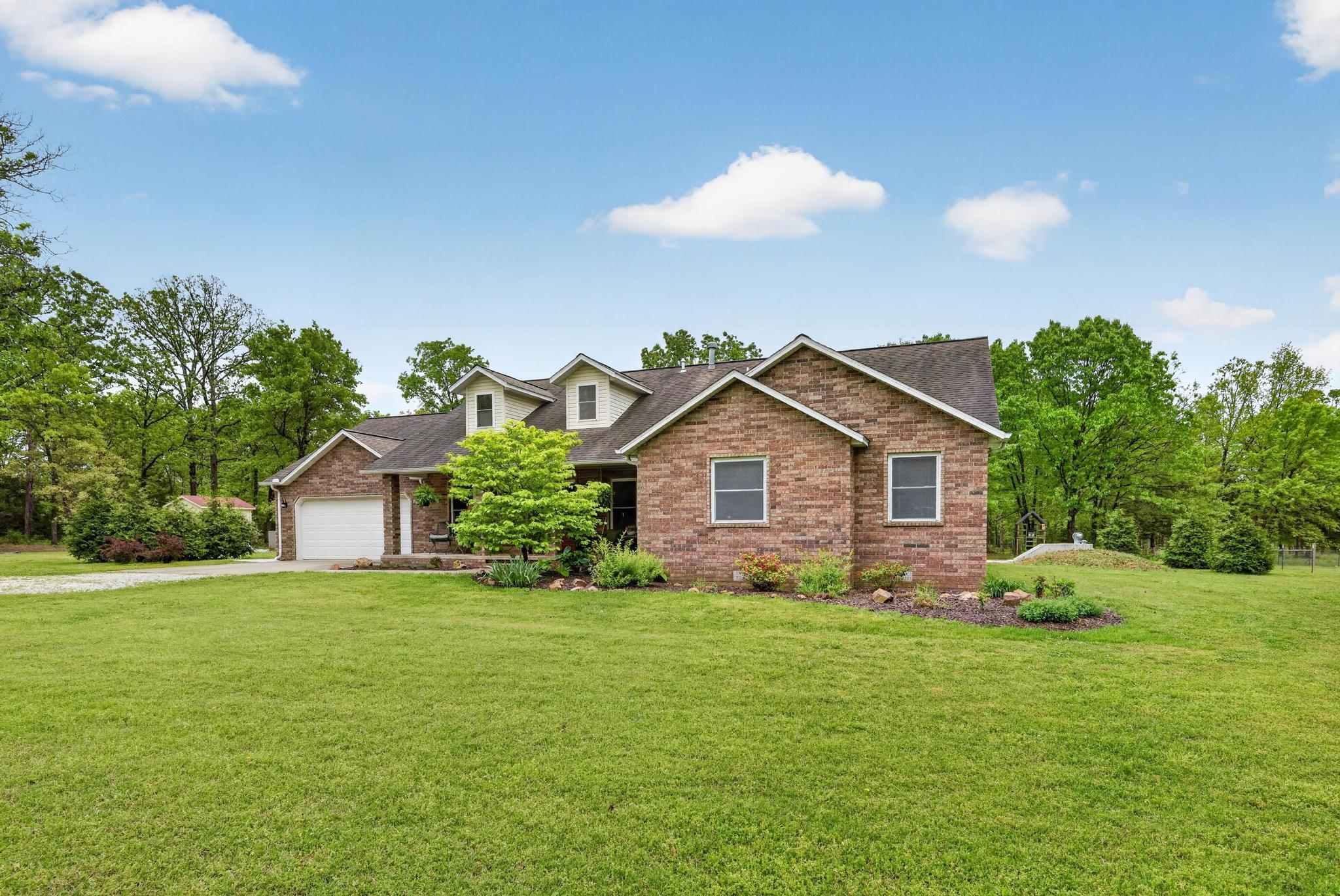 2455 Gum Road Property Photo 3