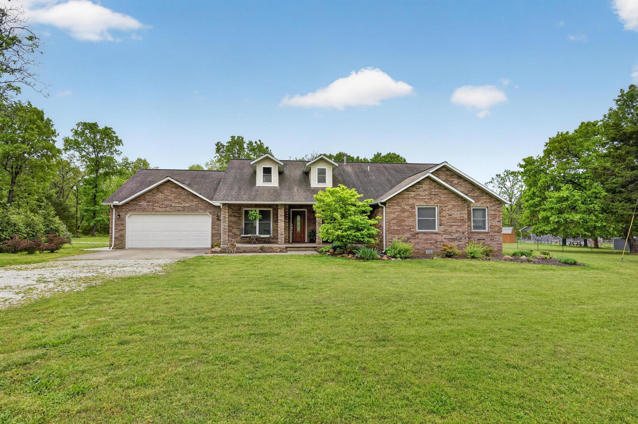 2455 Gum Road Property Photo 5
