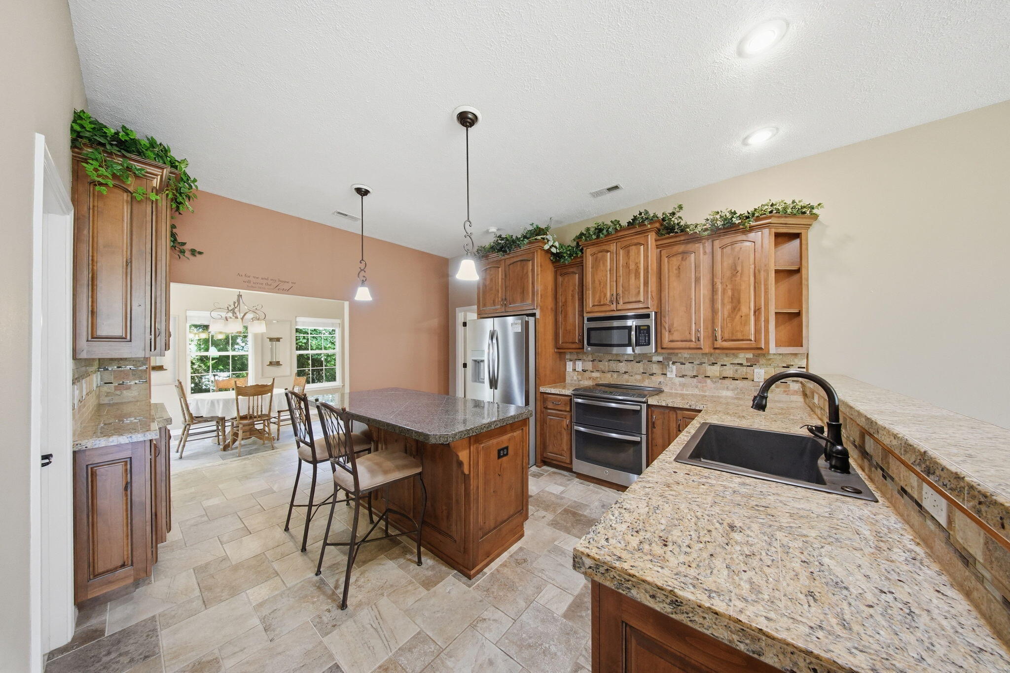 67 Starrville Place Property Photo 11